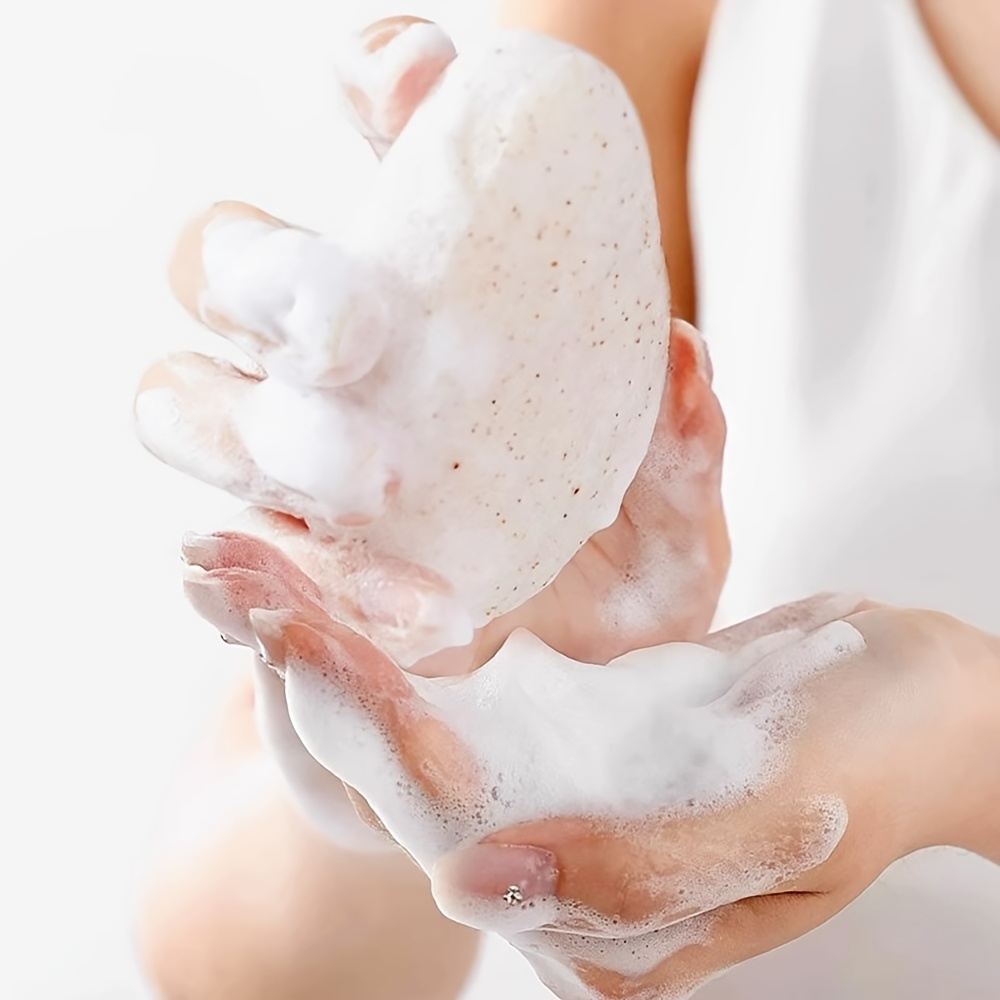 Burete Facial din Sâmburi de Nuc și Konjac, Burete Natural pentru Curățare, Instrument Moale pentru Îndepărtarea Machiajului și Curățarea Feței, 1 bucată