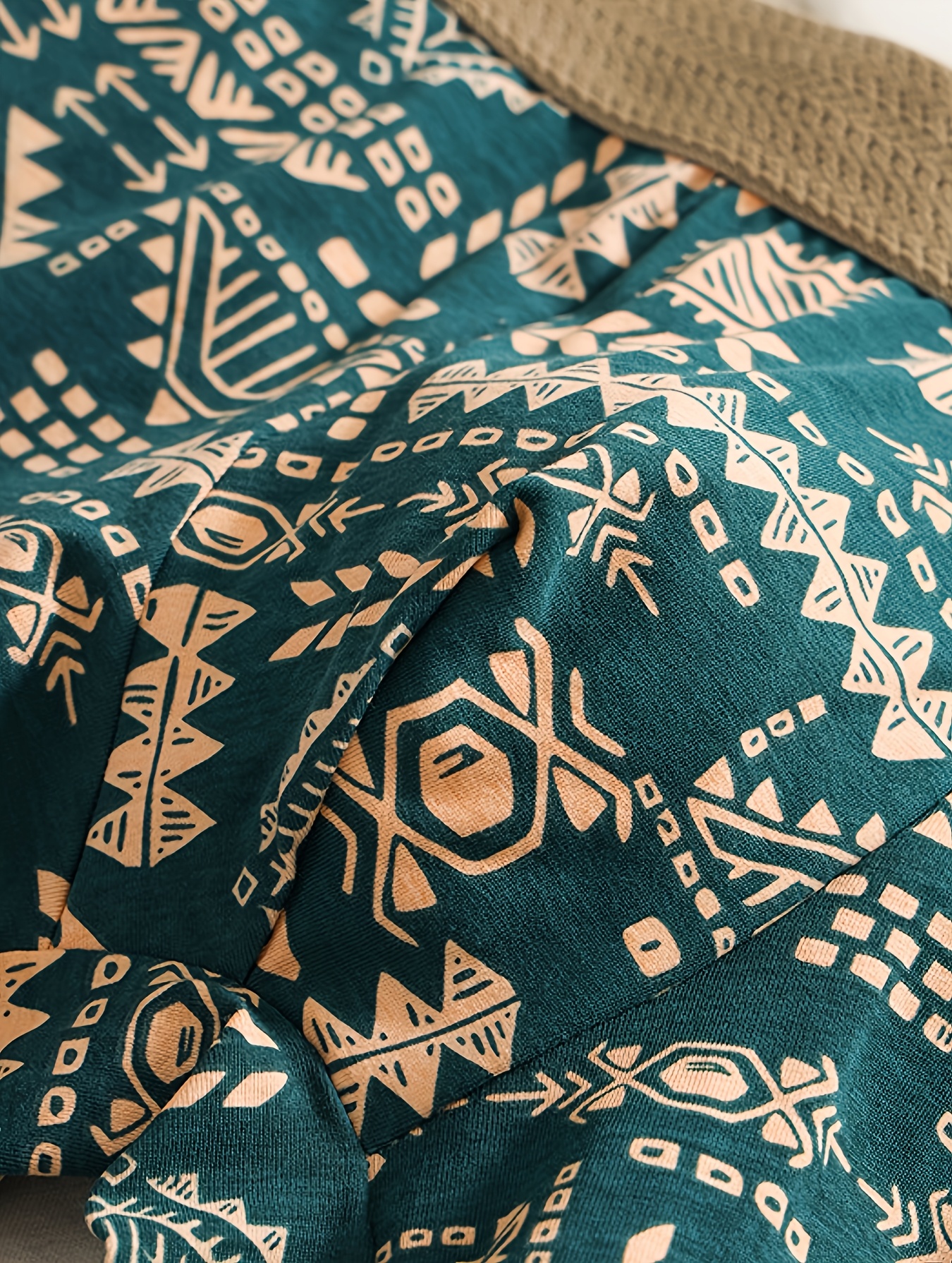 3pcs Men's Retro Geometric Print Boxer Briefs - Mid-Rise Stretch Comfort, Machine Washable, Vibrant Colors for Running & Casual Wear