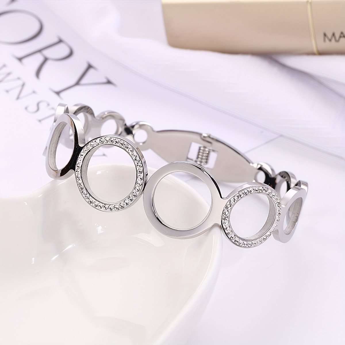 Image of A Stylish Hollow Circle Bracelet With Cubic Zirconia, Made Of Stainless Steel, Perfect For Women' Commuting Wear