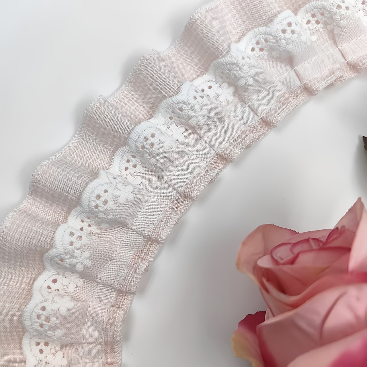 E-shop Spitzensaum für Kleidung und Heimtextilien | Polyester, gewebt, erhältlich in Pink, Gelb