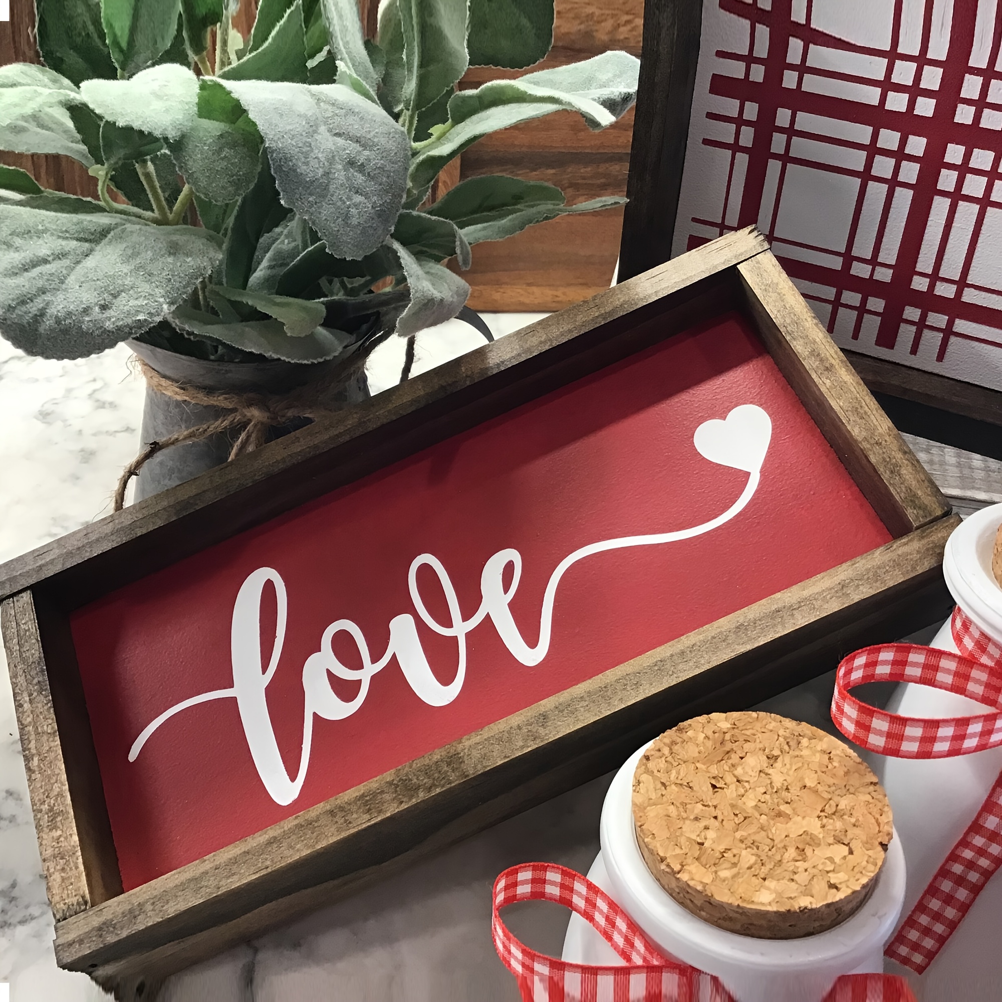 

Farmhouse Love Heart Red Tiered Tray Sign, Log Material, Decorative Oblong Sign For Valentine's Day, With Tier Tray Sign Decoration For Home Decor