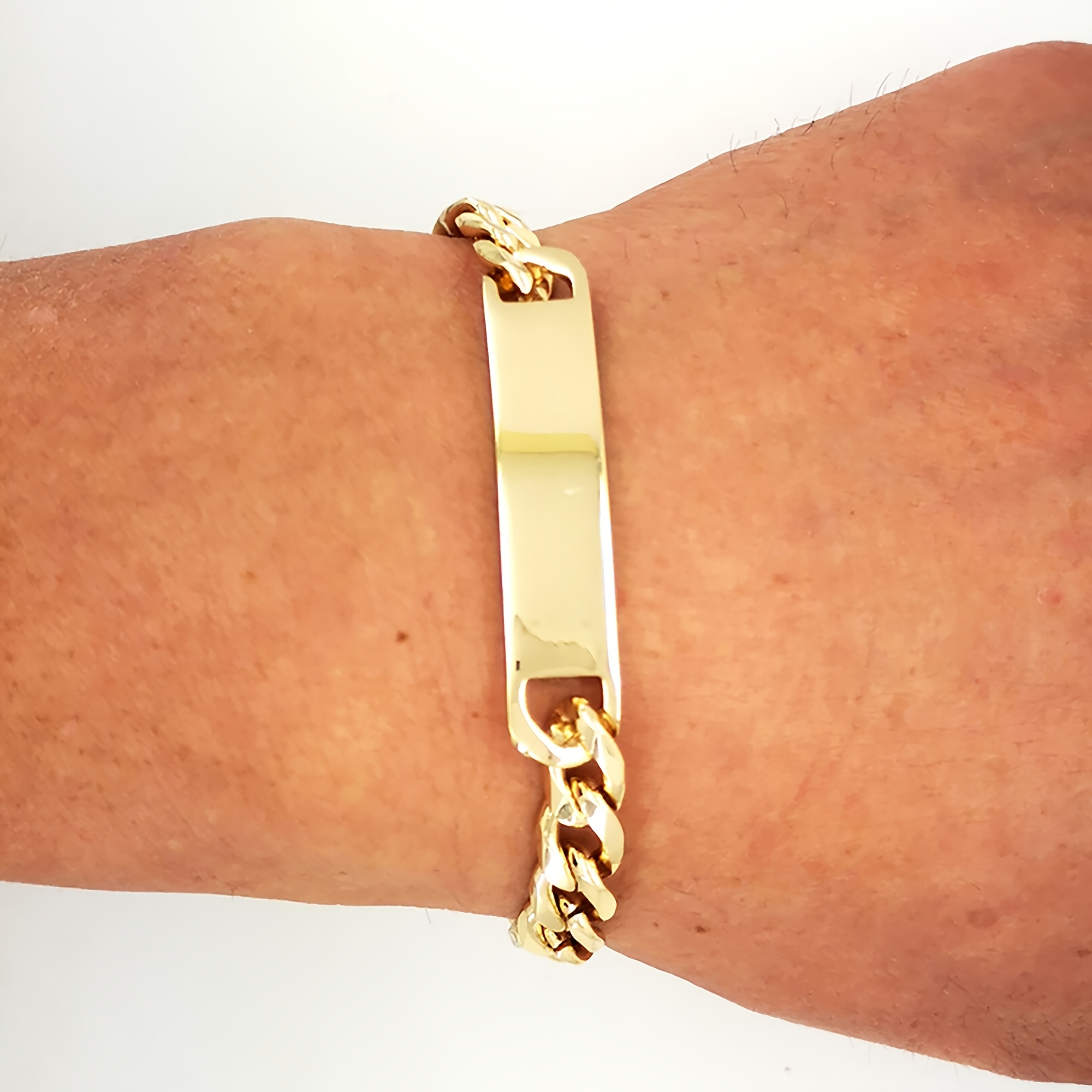 1 18K Golden Plated Men's Bracelet, 18K Golden Plated, 9mm Wide Polished ID Curved Plate, 8-Inch Long Cuban Link, High-Quality 304L Stainless Steel, Mirror Finish, Unique Cowboy Buckle Design, Easy to Wear, Fashionable and Elegant, Exquisite Gift