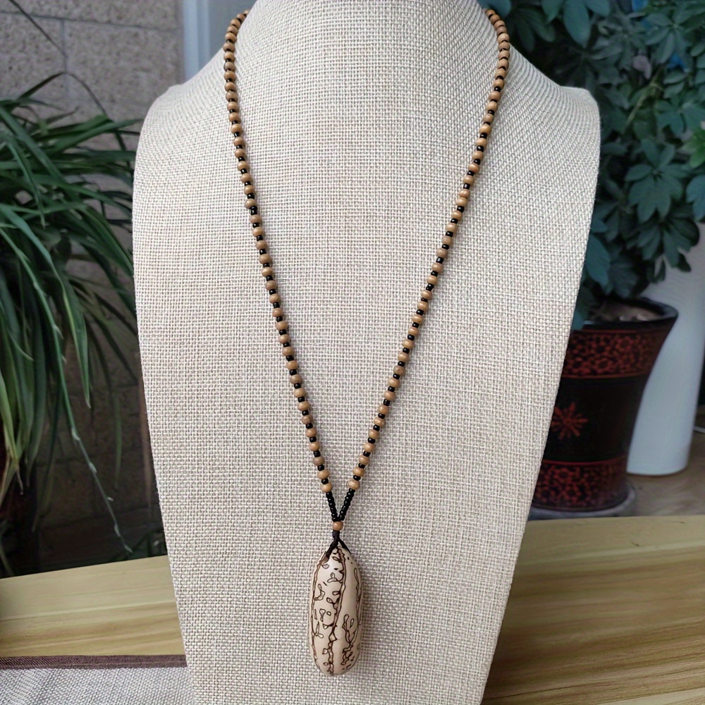 1pc Wooden Pendant Necklace, Sweater Chain, Unisex, Suitable For Men And Women, Natural Wood Shape And , Random Pattern Position