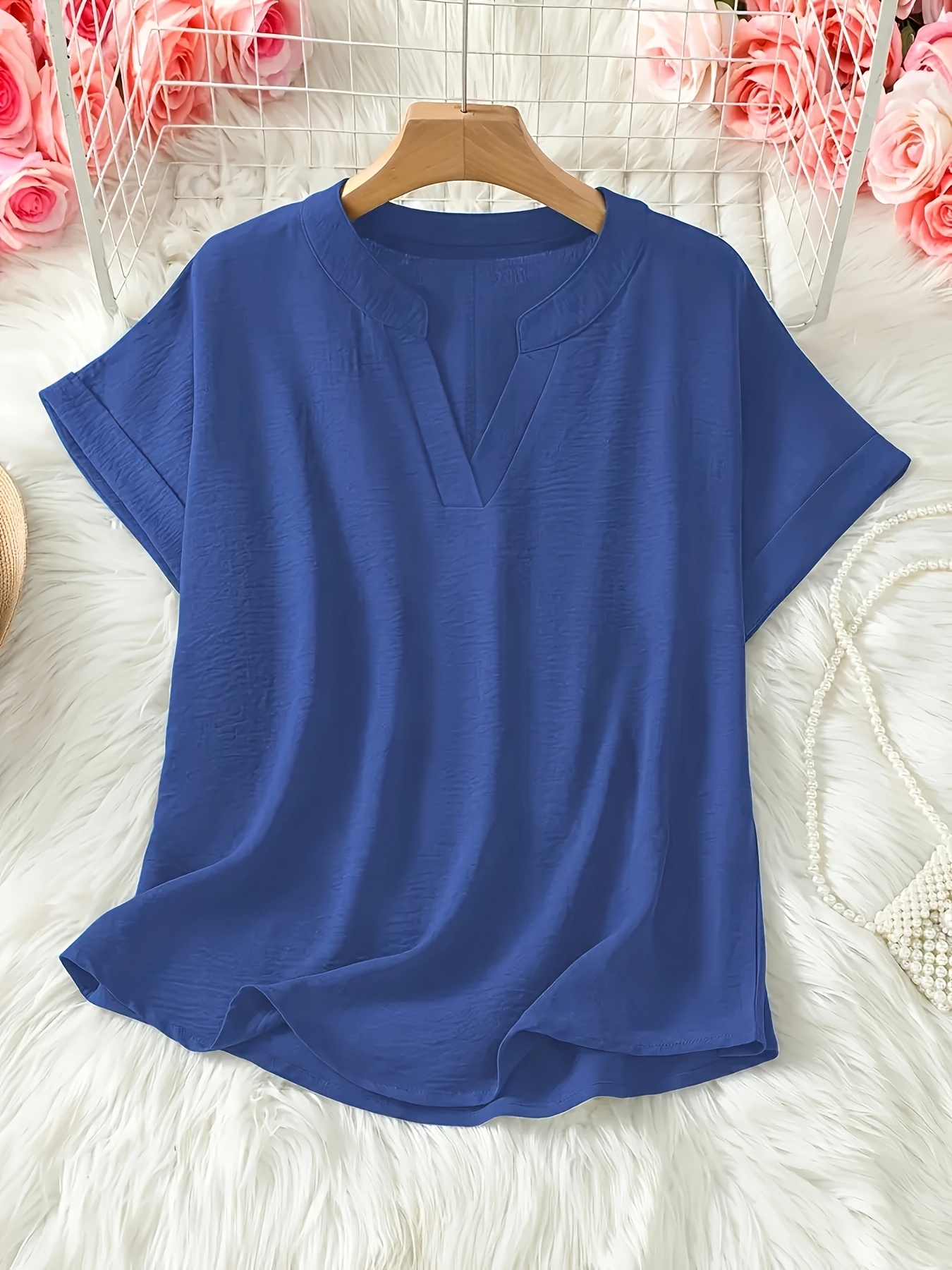 Elegant Plus Size Women'S V-Neck Short Sleeve Blouse - Light Gray, Casual & Stylish for Spring/Summer, Relaxed Fit with Half-Sleeve Design, Casual Wear | Relaxed Fit Top | Stylish Necklin