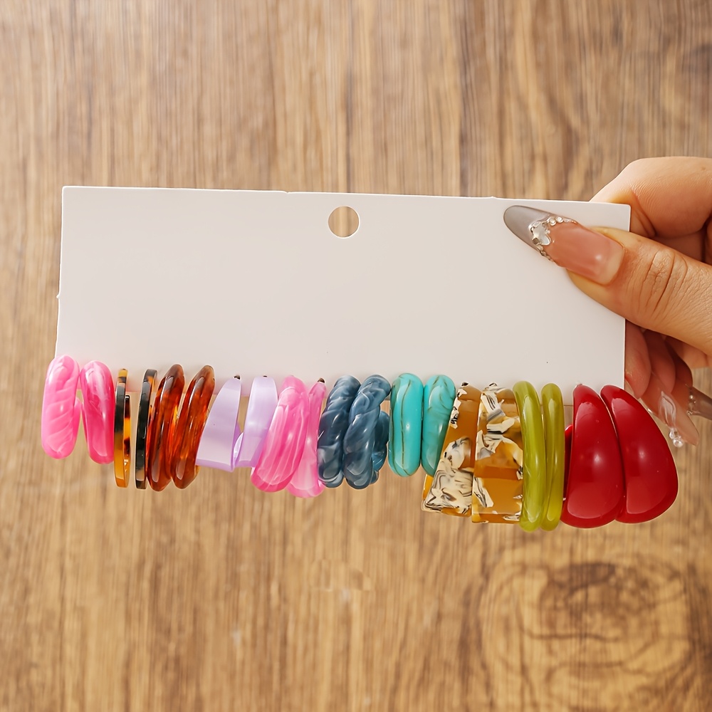 E-shop 20er Packung Leichter Luxus Eleganter C-förmiger Schmuckstift Harz Mode Ohrring Mehrteiliges Set Geeignet für Damen Tägliches Kombinieren und