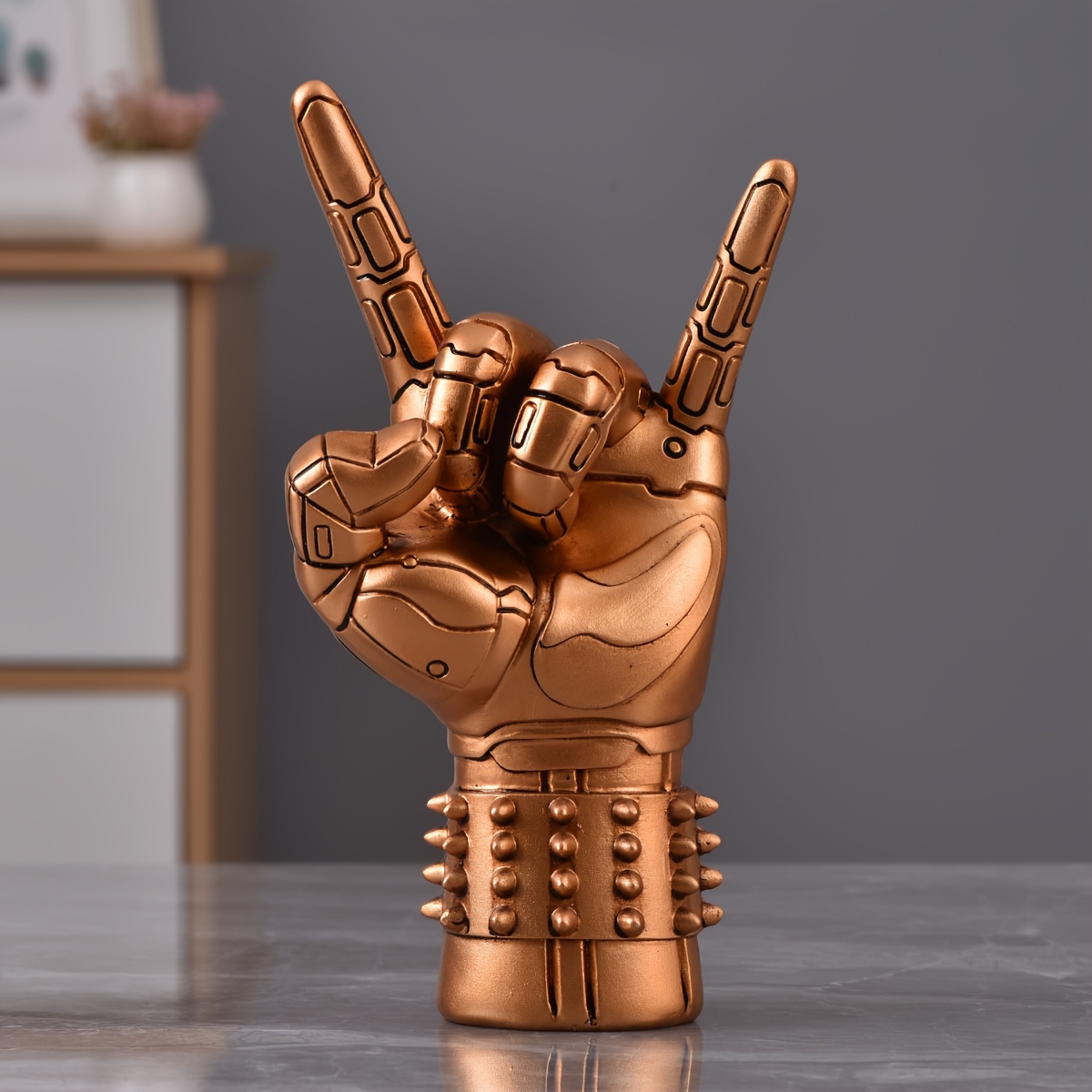 1pcs Exquisite Cool Yeah Rock Gesture Resin Craft Decoration Can Be Placed In The Living Room Bedroom Study Very Handsome