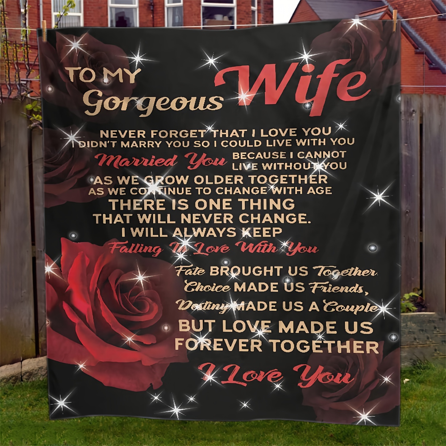 TEMU A Flannel Throw Blanket With A Rose Pattern, Soft And Cozy, Perfect As A Gift For Your Wife