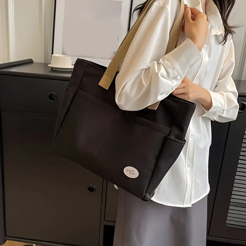 pour femmes | multifonctionnel avec bandoulière réglable & fermeture éclair | | disponible , , crème, noir, petit sac Détails du produit 6
