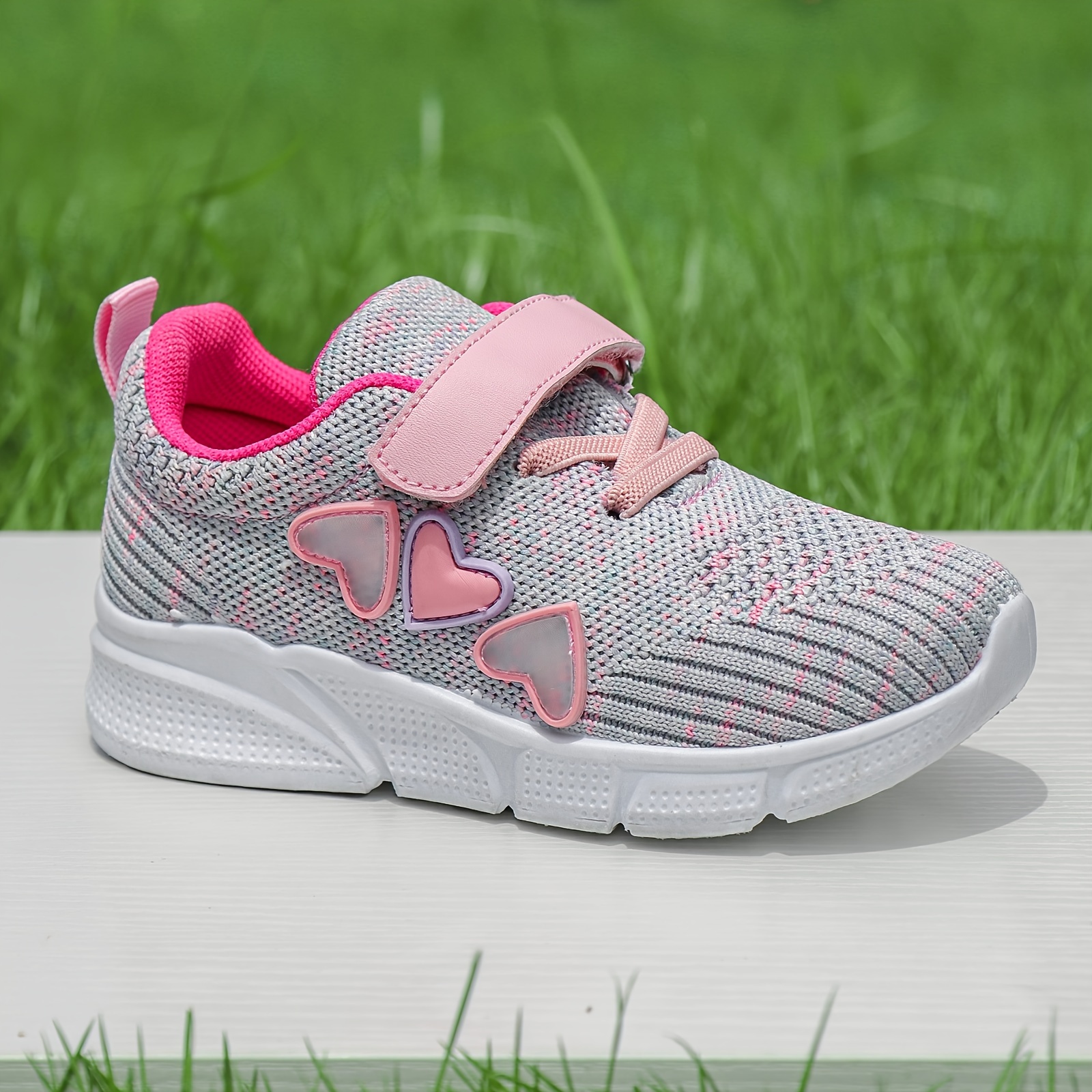 

Casual Cute Heart Decor Low Top Woven Shoes For Girls, Breathable Lightweight Sneakers For Running Training
