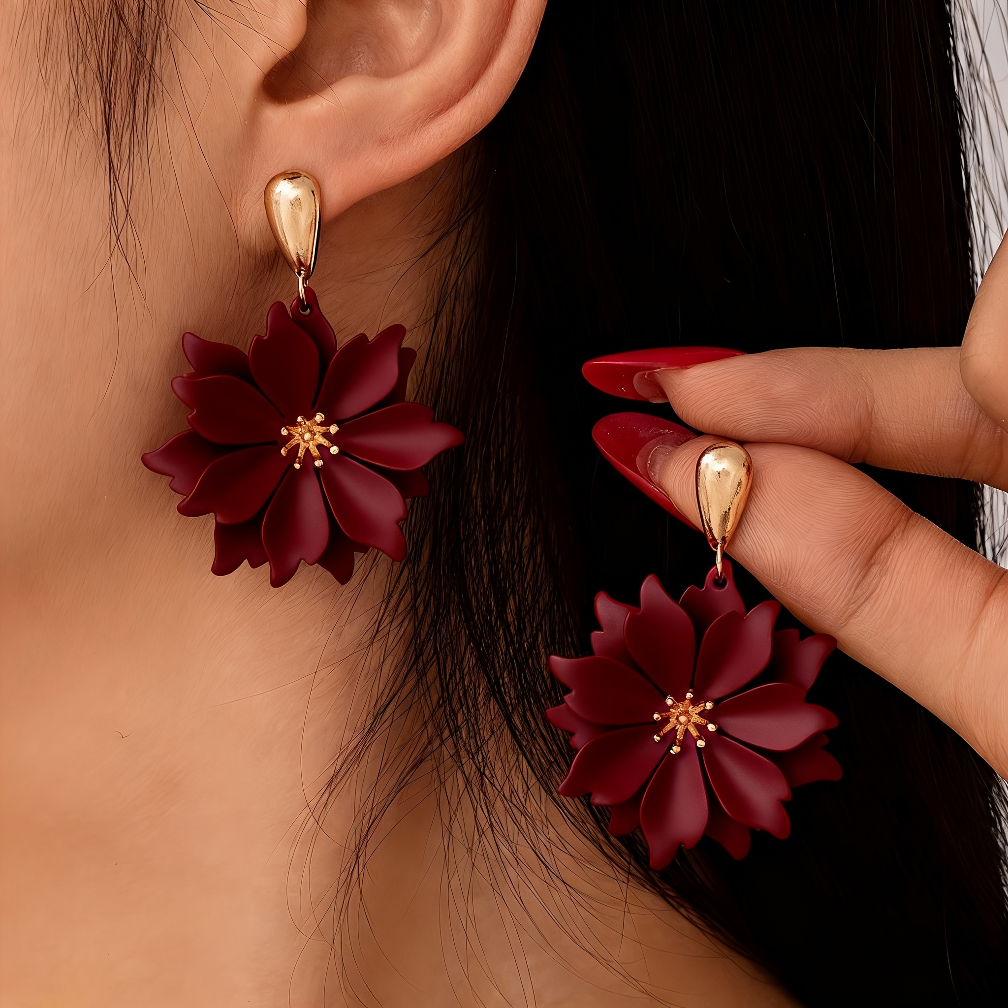 TEMU Un par de nuevos pendientes retro de moda, de capa, con flores pintadas con aerosol, pequeños, frescos y dulces para mujer
