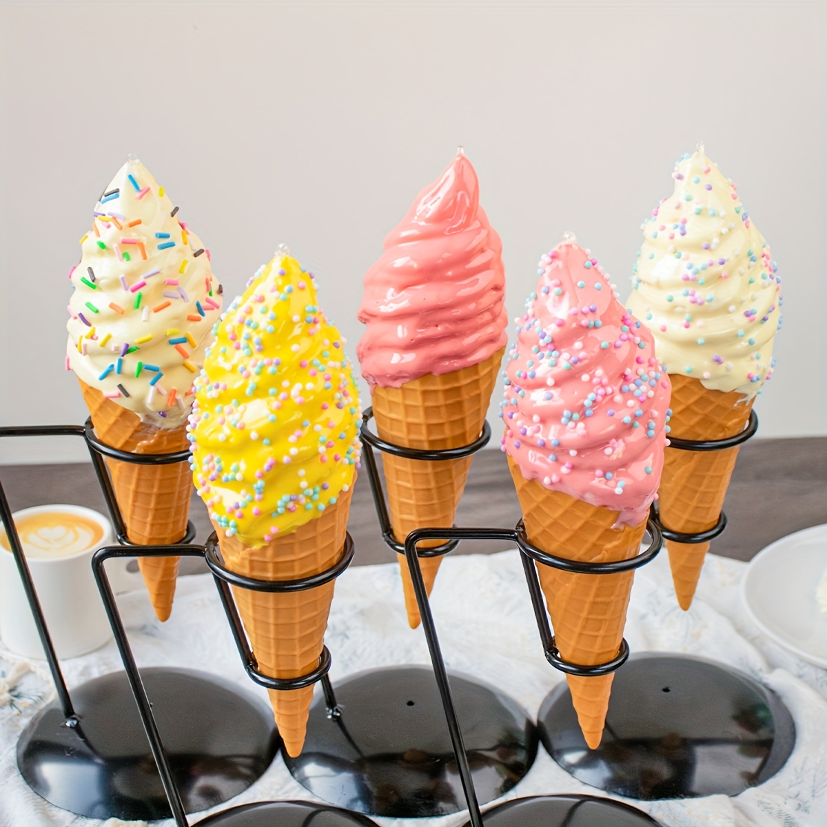 Toddmomy Simulation Eiswaffel Aus PVC – Knusprige Eistüte Als Fotorequisite, 15 Cm, Schokoladenfarbe – Für Geburtstagsfeiern, Desserttheken, Dekoration & Spielzeug Fotorequisite Party