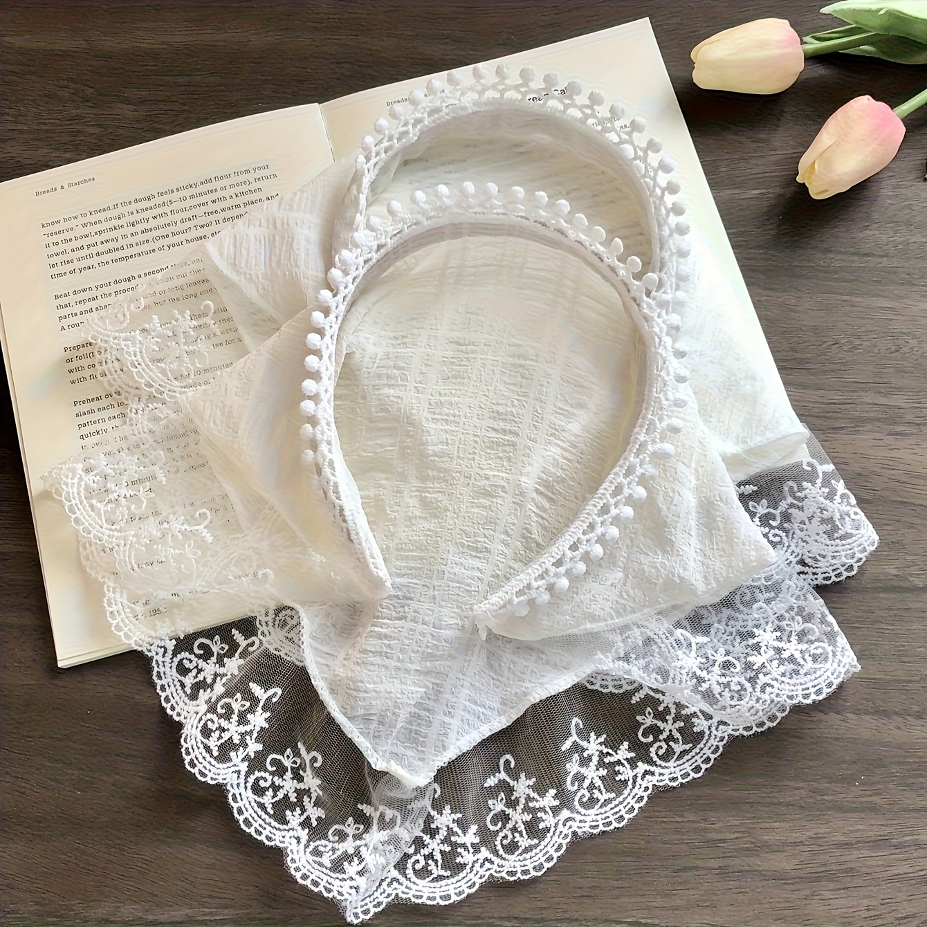 Image of Set Of White Lace-trimmed Headbands, Elegant And Fashionable Mesh Hair Additions Suitable For Everyday , Vacations, And Travel