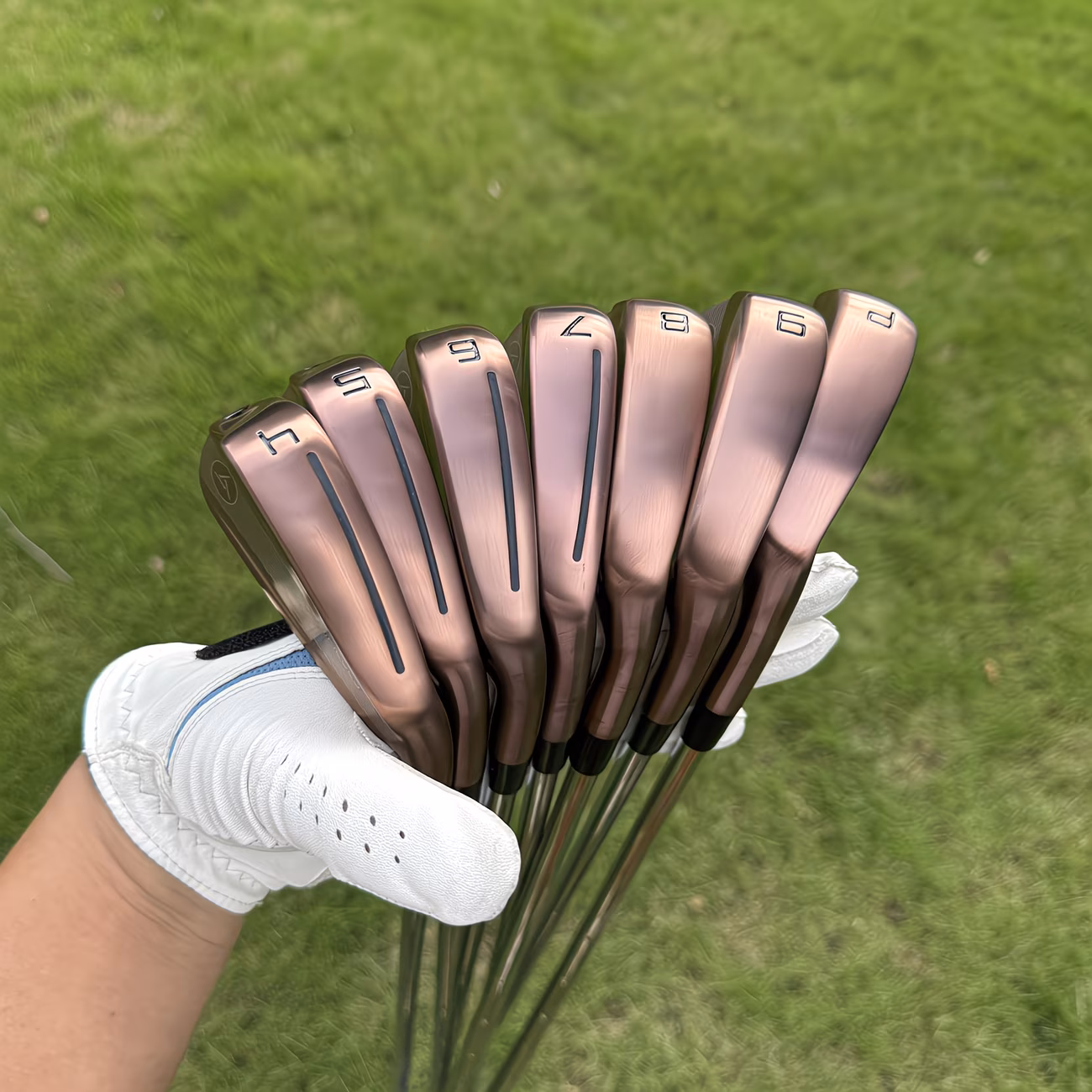 7pcs set s880 golf irons black golden set 4 9 p with stiff shaft rh golf clubs Product details 15
