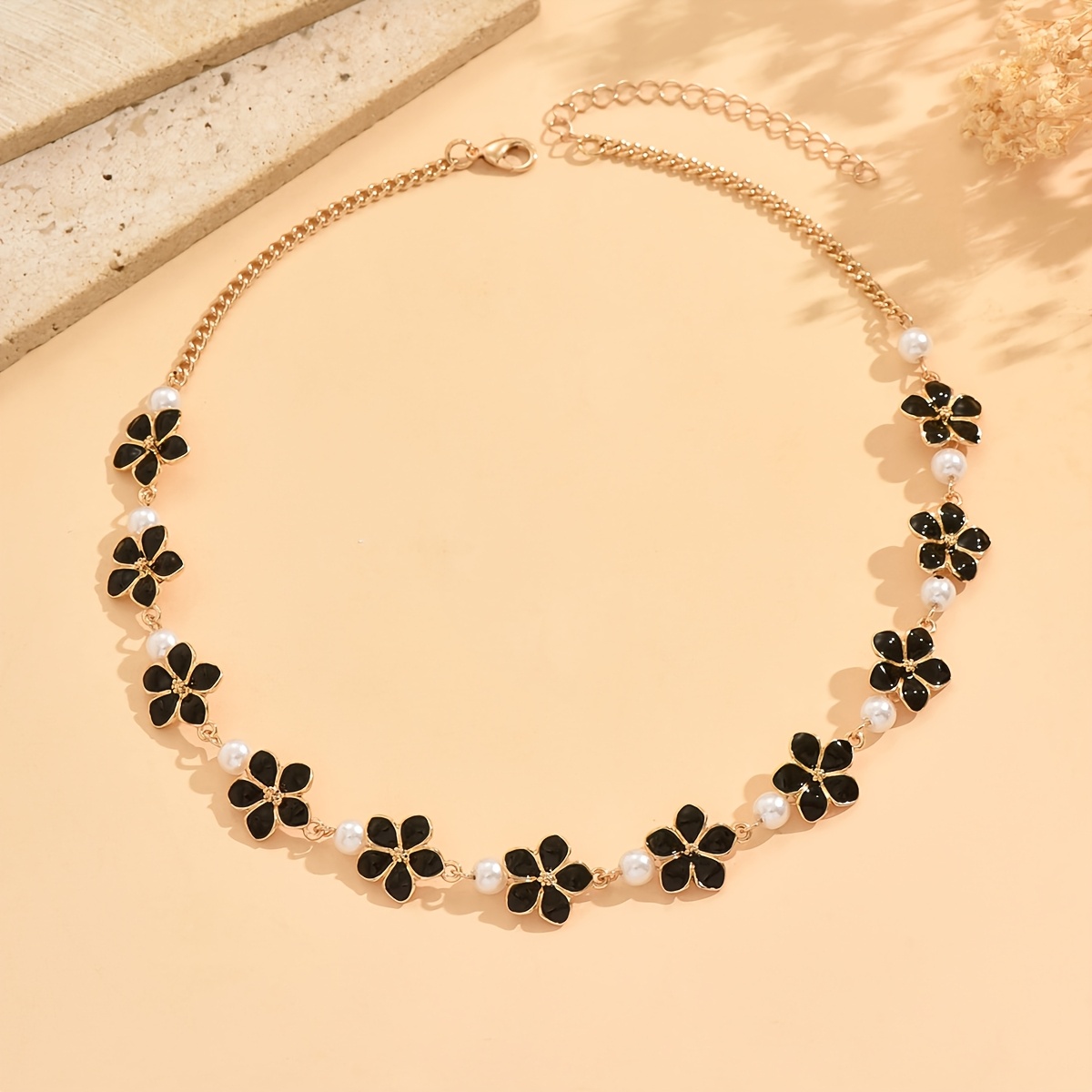 Image of 1pc Women's Elegant Plated Necklace - Black Glazed Floral Pendant Suitable For Parties, Vacations, Daily Wear, Valentine's Gift, Versatile Accessory With Dress-compatible Blush-compatible For Dresses
