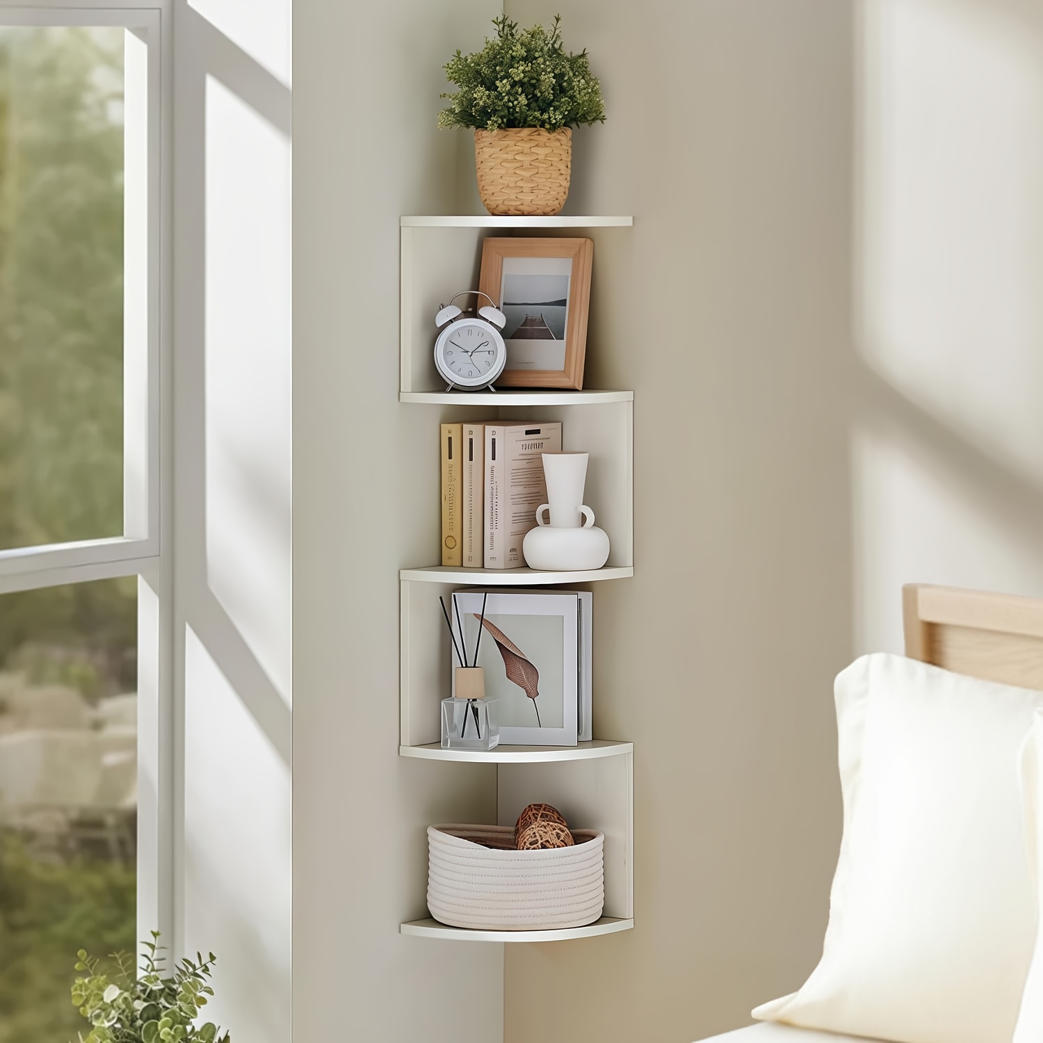 Creative Wall-Mounted Triangular Storage Shelf for Home Use, Featuring a Semi-Circular Partition Bookshelf for Cross-Border Trade, Corner Shelves