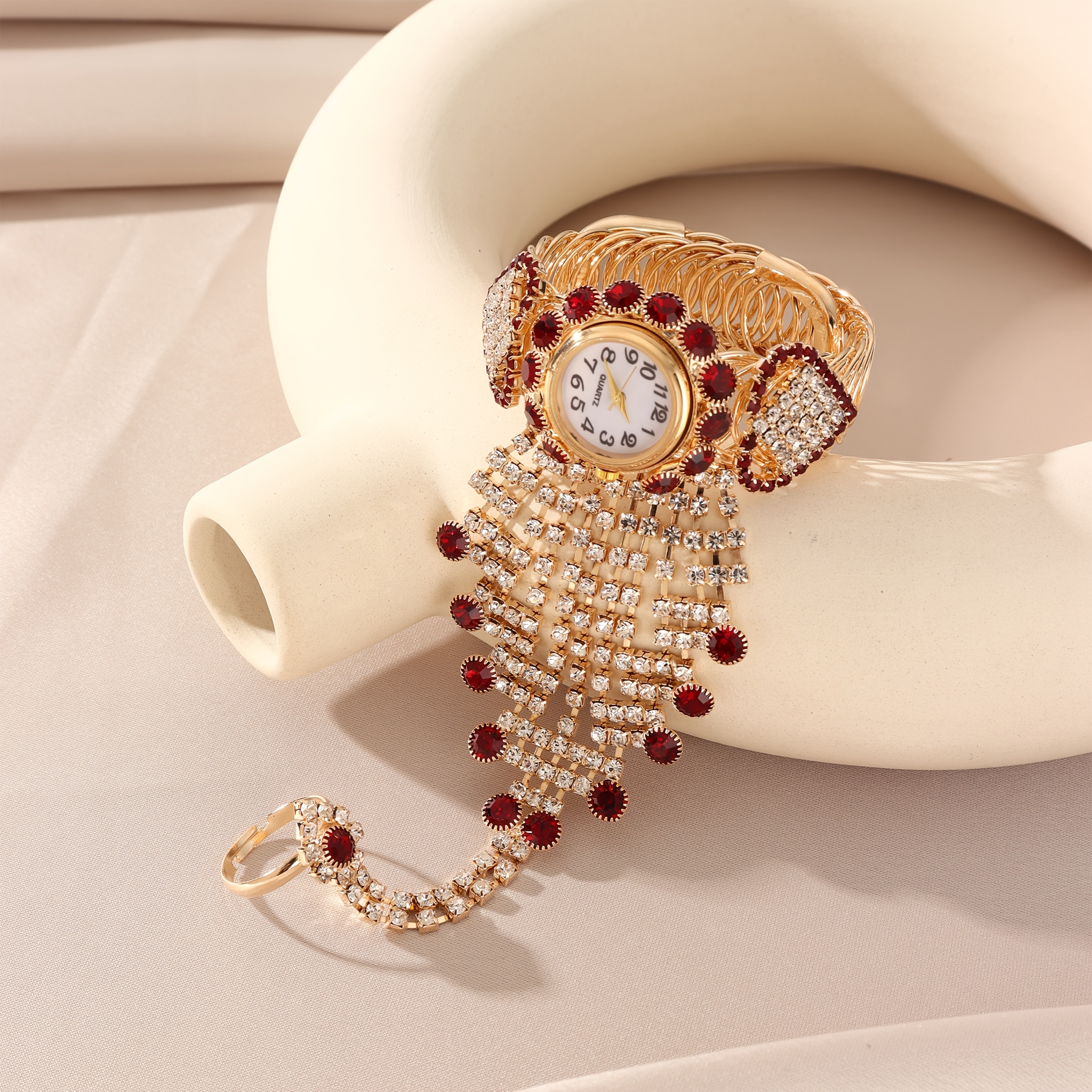 fashionable elegant womens quartz bracelet watch heart shaped   inlaid cute gift for her Product details 4