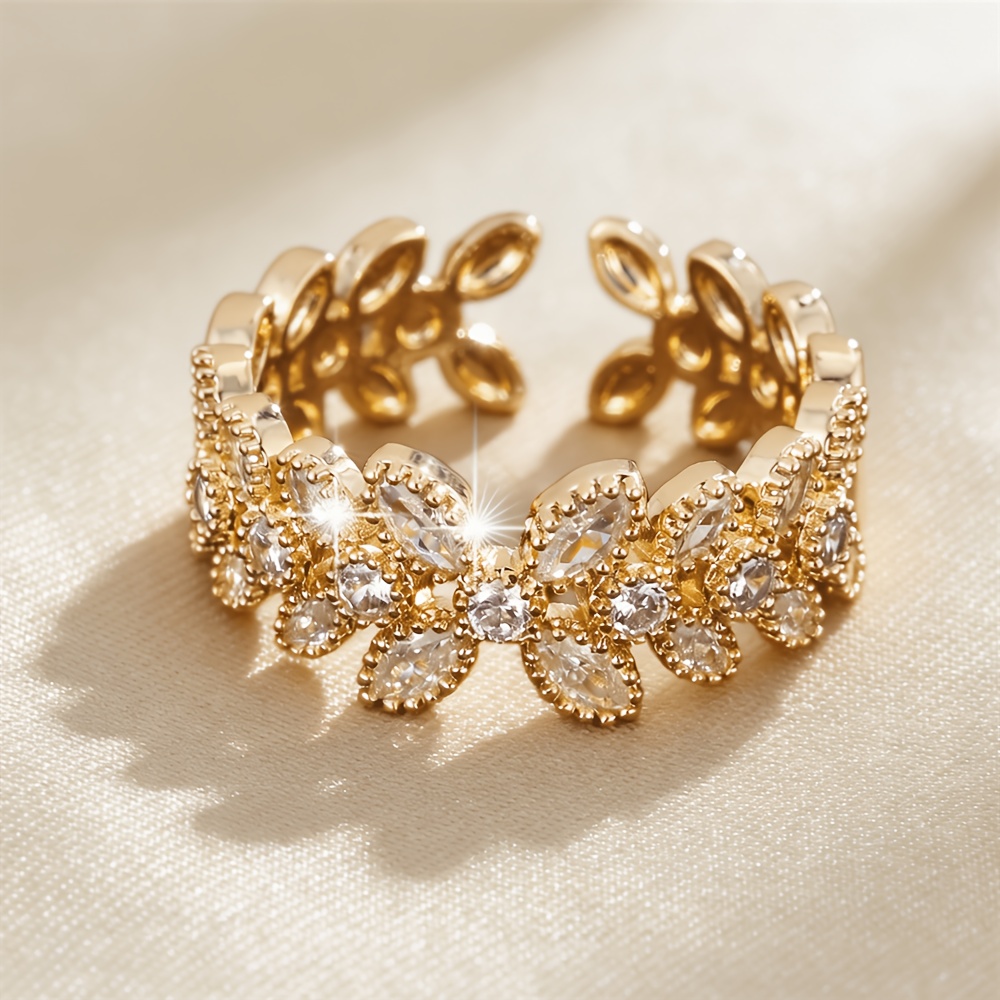Women's Fashionable Fresh Leaf Open Band Ring, Exquisite Design