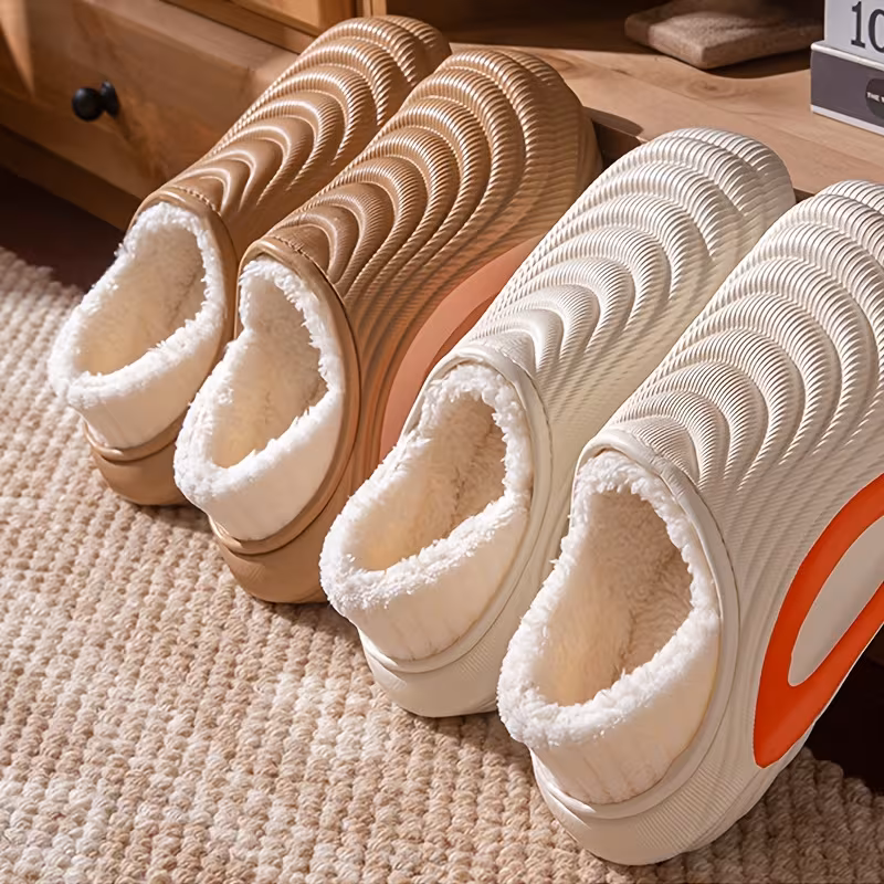 fleece lined for men women warm winter slippers cozy house shoes fuzzy slippers indoor outdoor shoes lined with lightweight eva sole for home garden and casual wear wide fit shoes Product details 2