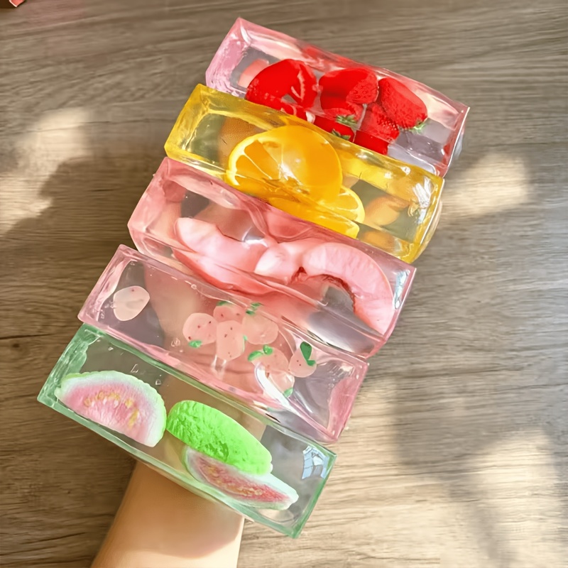 imagen del artículo set de regalo para  s multi-cantidad, juguete, lindo animal,   y  , combinación de set de regalo - juguetes de frutas de    ,   para  s y  , bolsa de regalo para   de halloween/navidad (colores aleatorios)