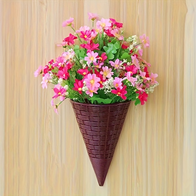 2/4pcs Creative Simulation Hanging Vase Flower Basket, Triangle Wall Art Rattan Woven Wall Hanging Flower Device, Indoor Decoration Hanging Basket Flower Pot Holder