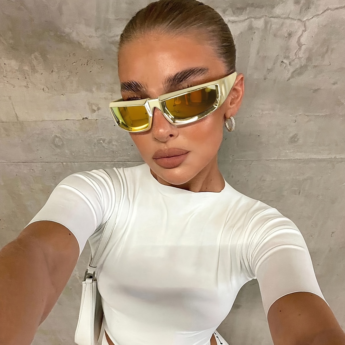 

Y2k Wrap Around Fashion Glasses For Women Men Futuristic Mirrored Fashion Sports Sun Shades For Cycling Beach Party