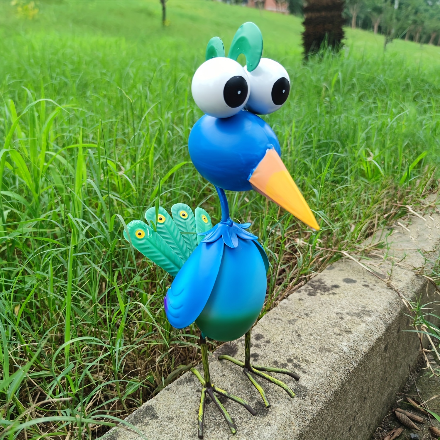Image of Decorative Metal Garden Art Outdoor Statue Lawn Decoration Outdoor Garden Ornament