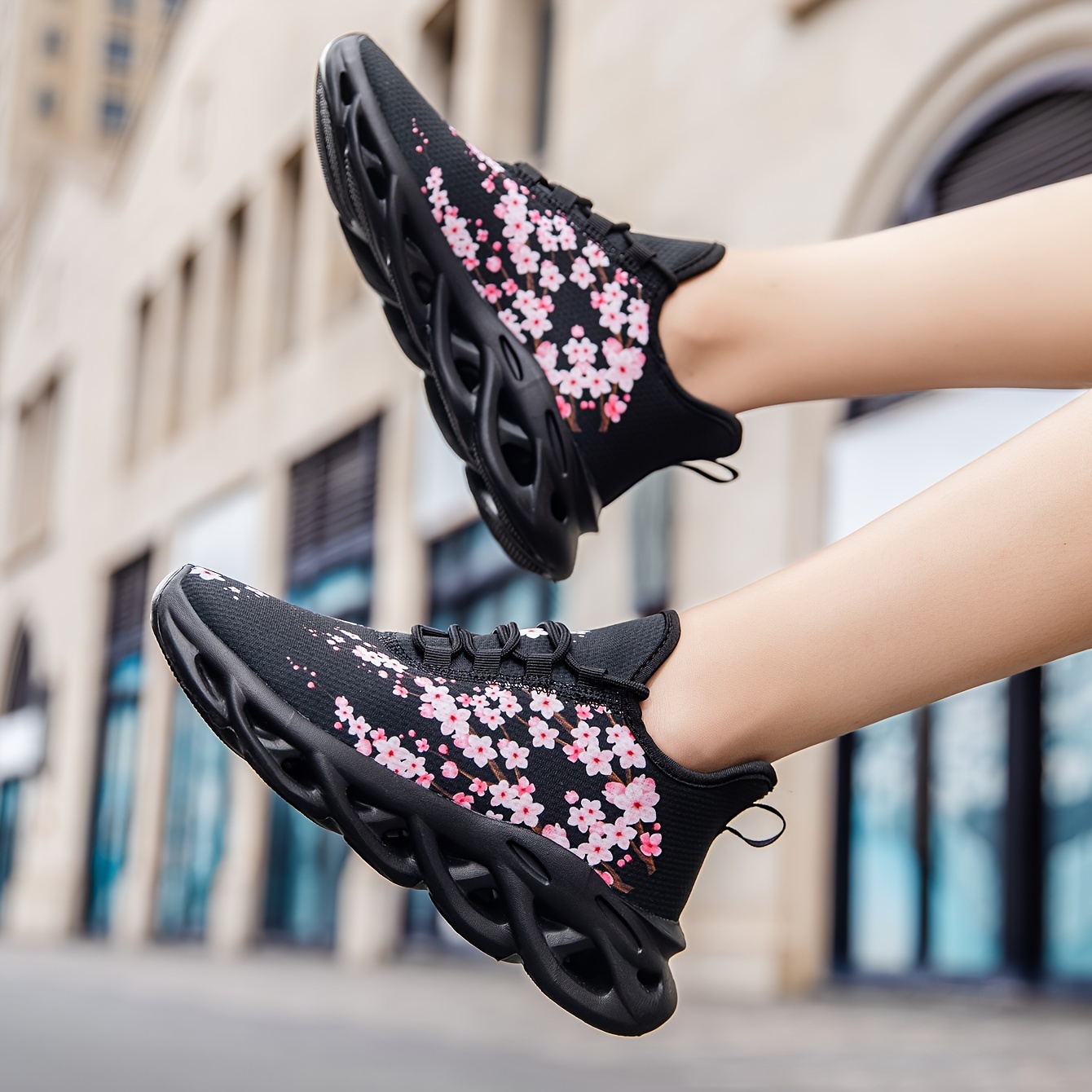 Women's Casual Sneakers with Cherry Blossom Print, Lightweight Soft-Sole Breathable Mesh, Comfortable and Versatile Trendy Shoes. Suitable for Daily Commuting, Sports, Parties, Shopping, and Other Occasions. Comfortable to Wear for Long Periods