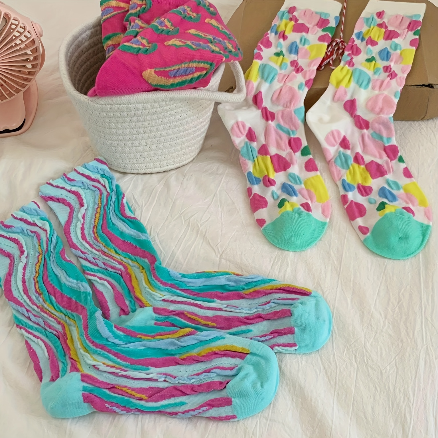 TEMU 3 Colors, 6 Pairs Of New Relief Socks, Summer Small Fresh Mid Tube Socks, Ins Personality, Versatile Fashion, Contrasting Socks, Oil Painting,