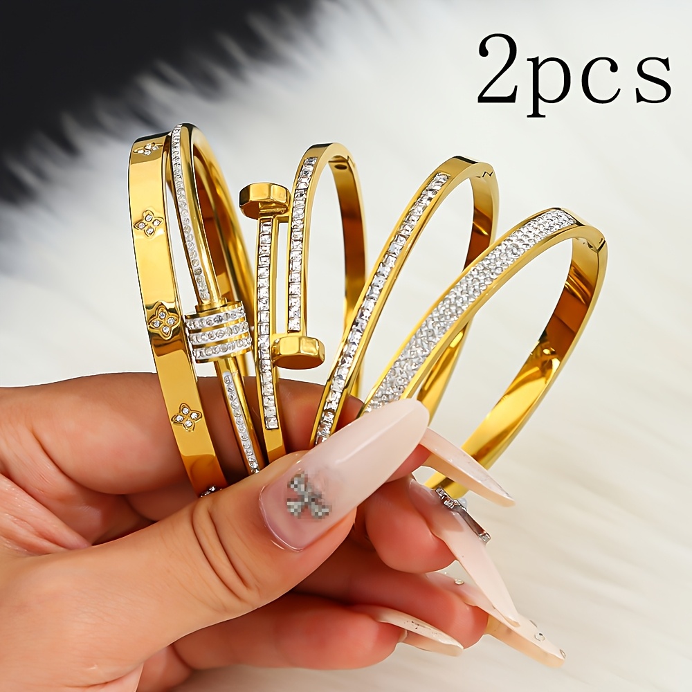 E-shop 2-teiliges [Zufällige Auswahl] Edelstahl Armband Schmuckset, geeignet für Männer & Frauen - Multifunktionale Ergänzungen, inklusive Halskette,