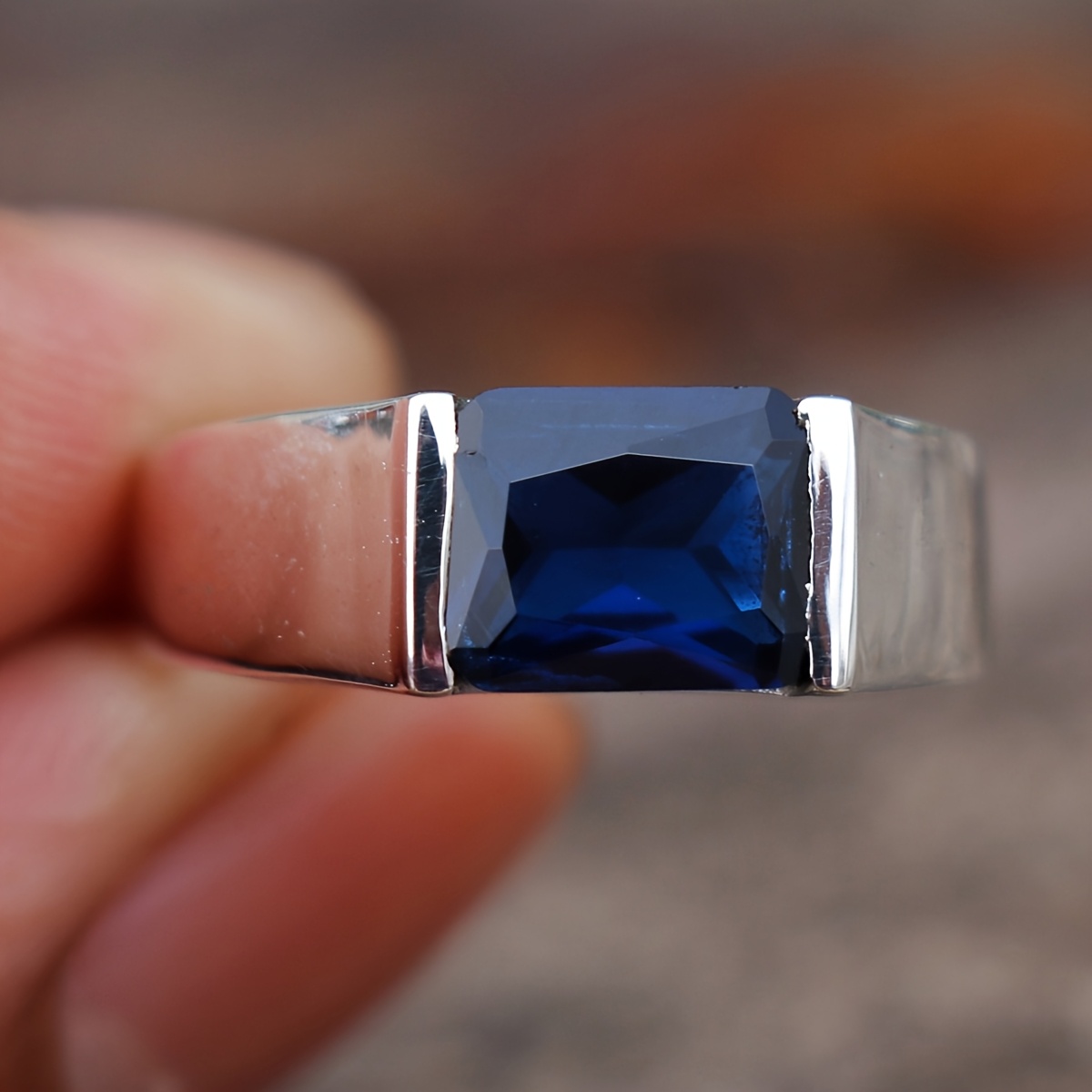 Women's Delicate Anniversary Ring with Synthetic Zirconia