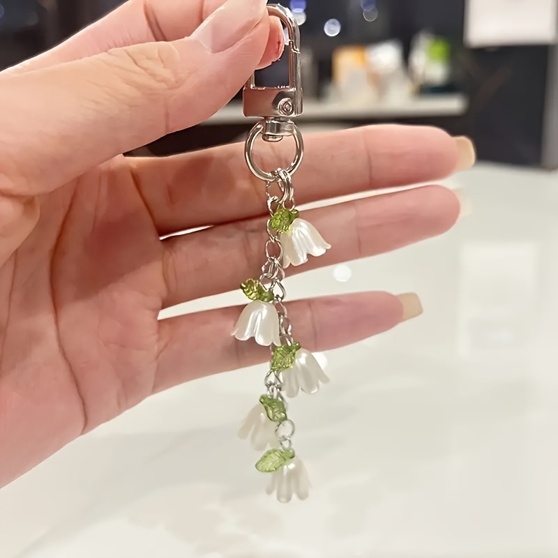 Orchid And Tassel Keychain - Acrylic Plant Theme Pendant, Suitable For Bags & Backpacks As Well Car Keys – -round Gift Idea