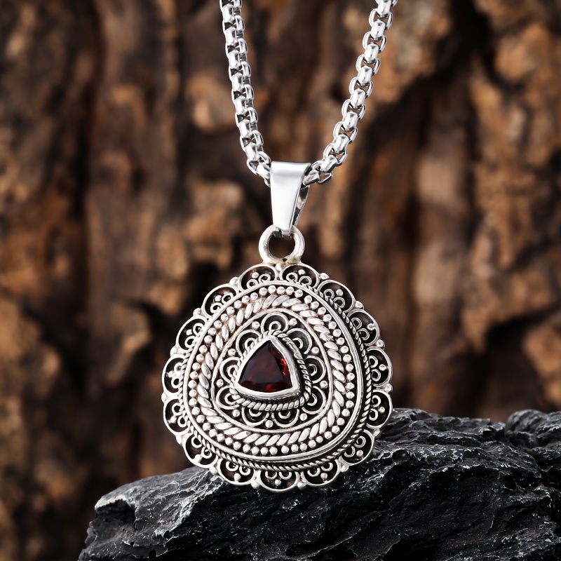 TEMU 1pc Women's Bohemian Vintage Carved Triangle Synthetic Zirconia Pendant Necklace - Burgundy With Hollow Carving, Beauty Suitable For Daily Wear,