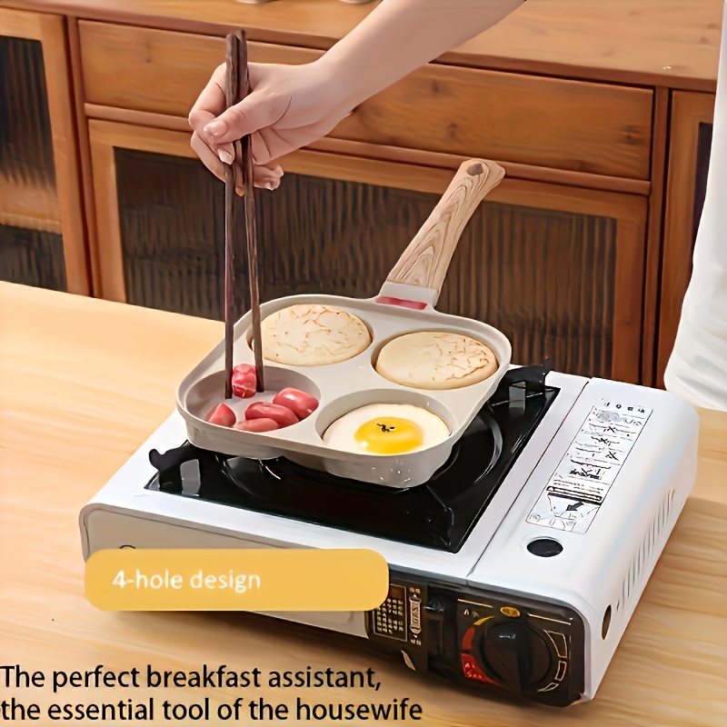 

1pc 4-hole Frying Pan With Lid, Cooking Pan With Wooden Handle, Cooking 4 Eggs Simultaneously - Coating - For Home Breakfast, & Eggs - Suitable For Home Cooks - Perfect Gift For Foodies & Home Cooks