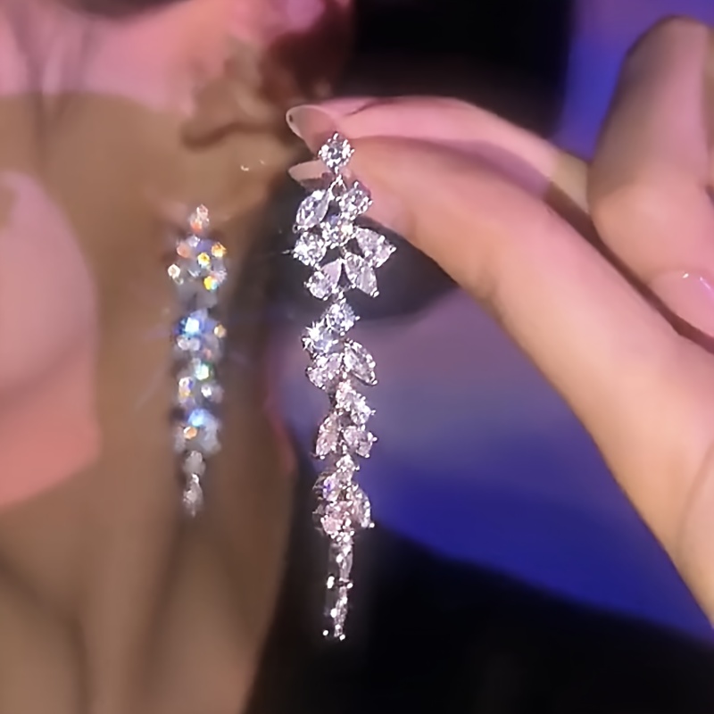 Image of 1 Pair Fashionable Trendy Jewelry Luxurious Long Synthetic Zirconia Tassel Stud Earrings