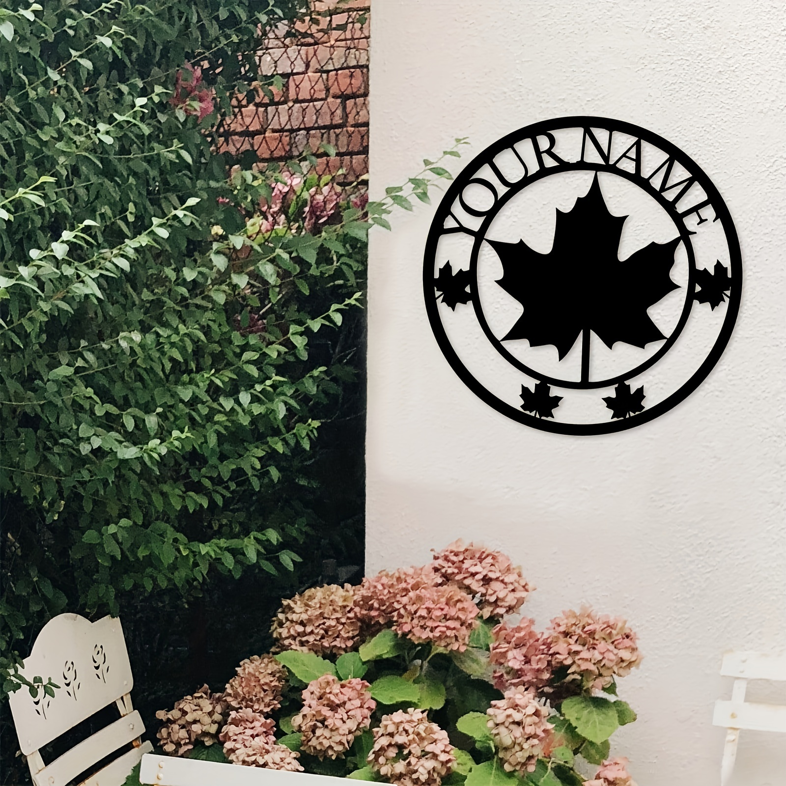 Custom Canadian Maple Leaf Metal Wall Art - Personalized Family Name Sign - Easy Stick-On with No-Residue Adhesive, Perfect for Outdoor Decor