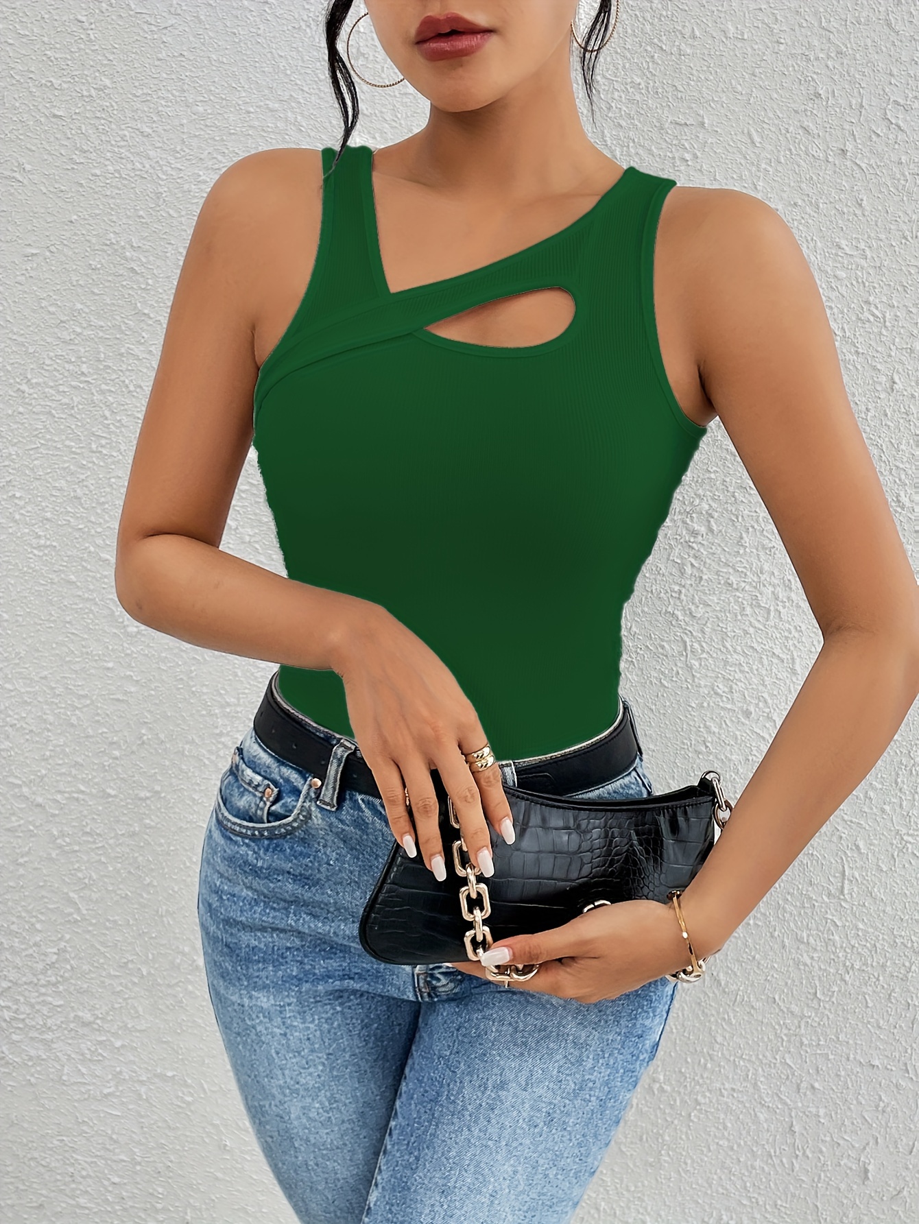 Women's Sexy Slim Fit Sleeveless Boat Neck Tank Top - Stretchy Knit Fabric with Keyhole Cutouts, All-Season Versatile Wear, Machine Washable Solid Color, Ladies Tank Tops