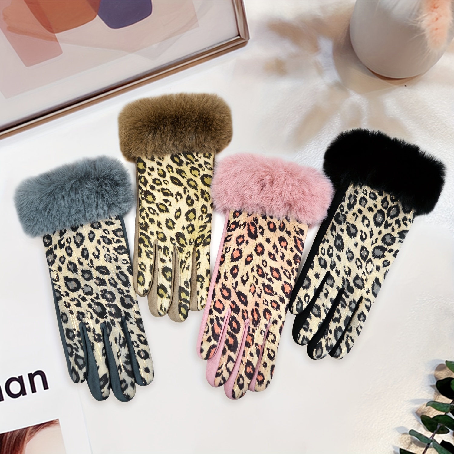 

Gants Chic à Imprimé Léopard pour Femmes avec Poignet en Peluche - Chauds, Coupe-Vent & Extensibles pour les Activités Extérieures en Hiver