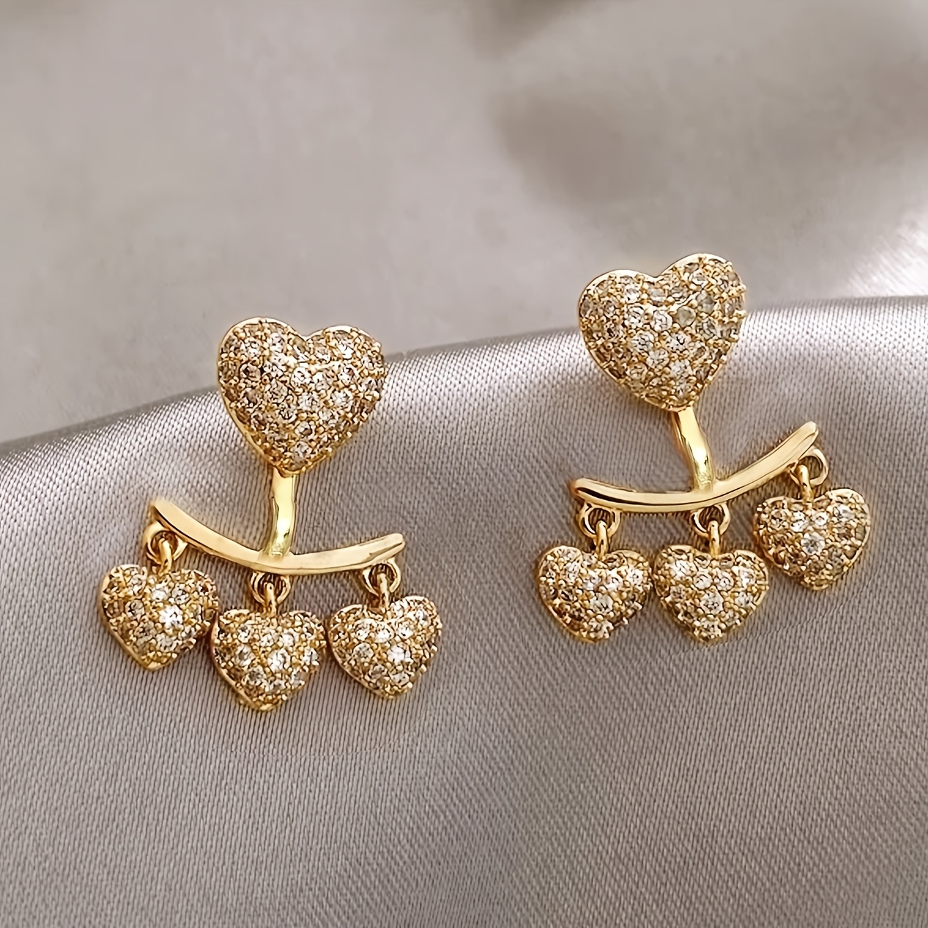 TEMU 1 Paire de Boucles d'Oreilles de Luxe Léger et Tendance, Design de Cœur avec Strass, Tempérament Premium, Élégantes et Faciles à , Adaptées aux