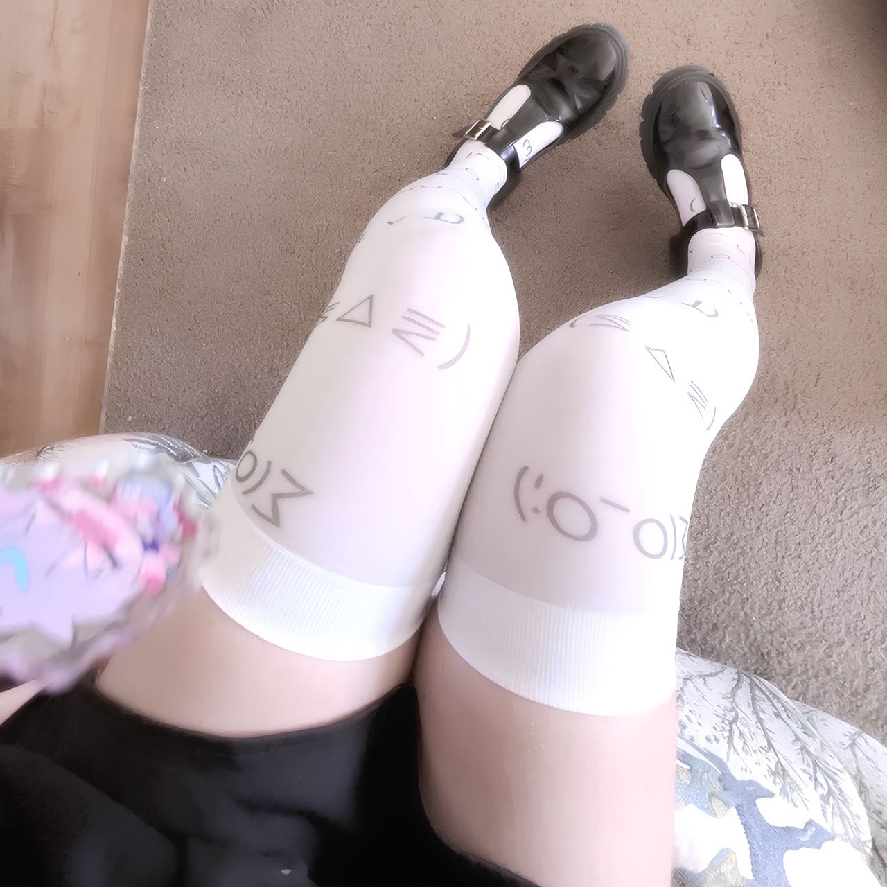 E-shop Sommerliche Dünne Gothic Damen Niedliche Ausdrucks-Kniestrümpfe Bedruckte Weiße Kniestrümpfe Harajuku Casual Kniestrümpfe Y2K Casual