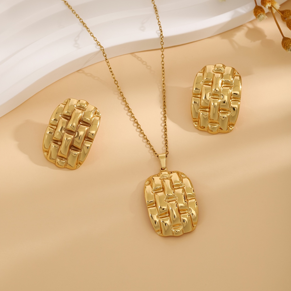 E-shop 3-teiliges Set aus europäischem amerikanischem Fashion-Stil: 304 Edelstahl Ohrringe Halskette mit , ideal für den täglichen Gebrauch