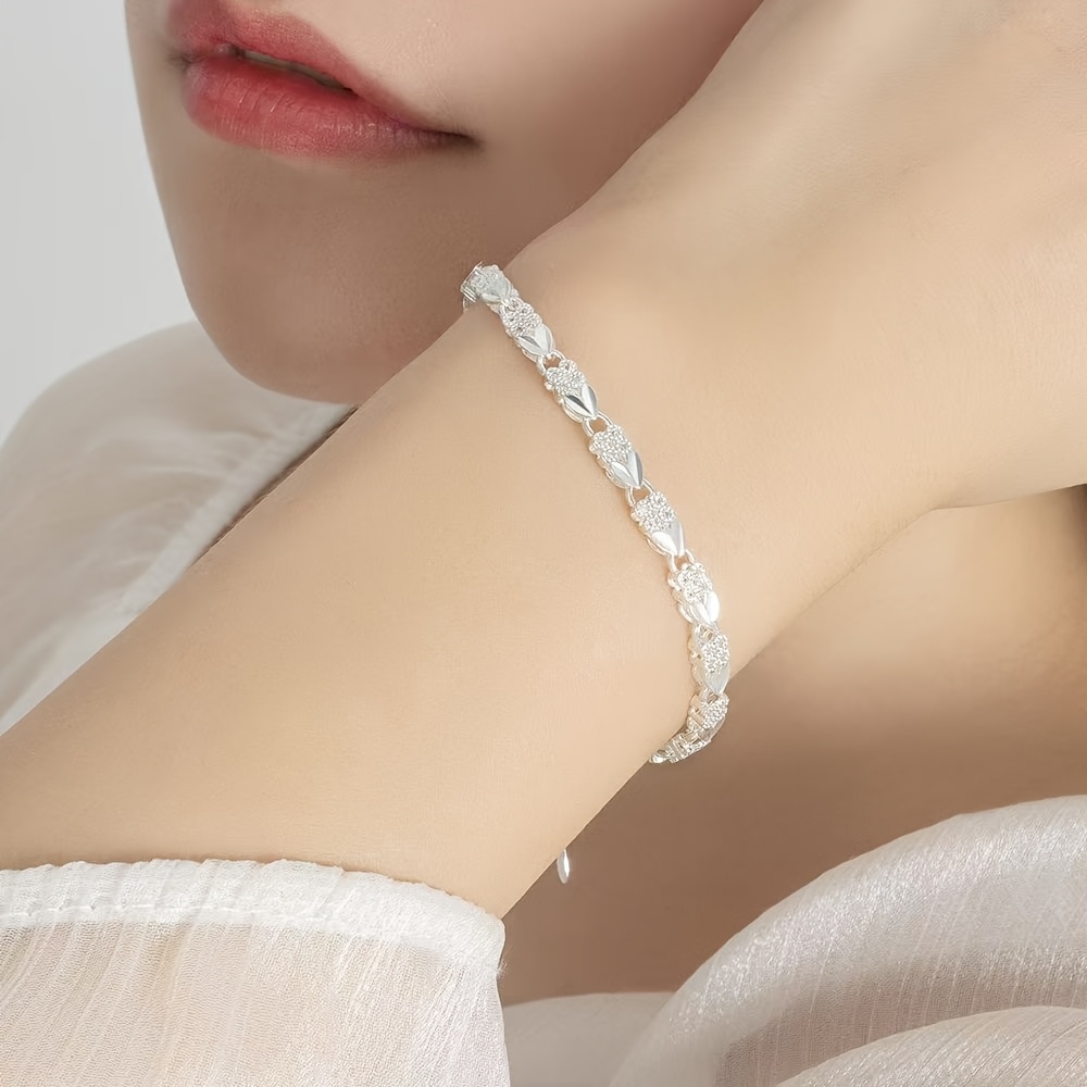 

Bracelet élégant en avec accents de cœur, bijoux plaqués argent, pour femmes, tenue quotidienne et , cadeau de la Saint-Valentin - Compatible toutes