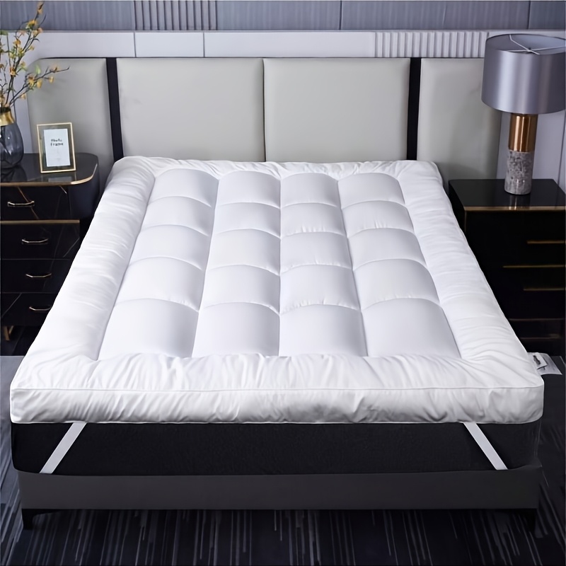 10cm Extra-thick Mattress Topper for Double Beds, Ultra-soft with Box-stitched Design for Cloud-like Comfort. Breathable and Hypoallergenic, Includes Elastic Corner Straps for Secure Fastening