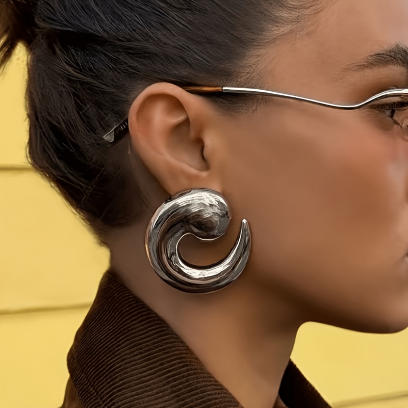 E-shop 1 Paar minimalistische Spiral-Hoops, geeignet für Damenmode - mit harmonischem, skulptural verwebtem Design, leicht und hypoallergen, ein