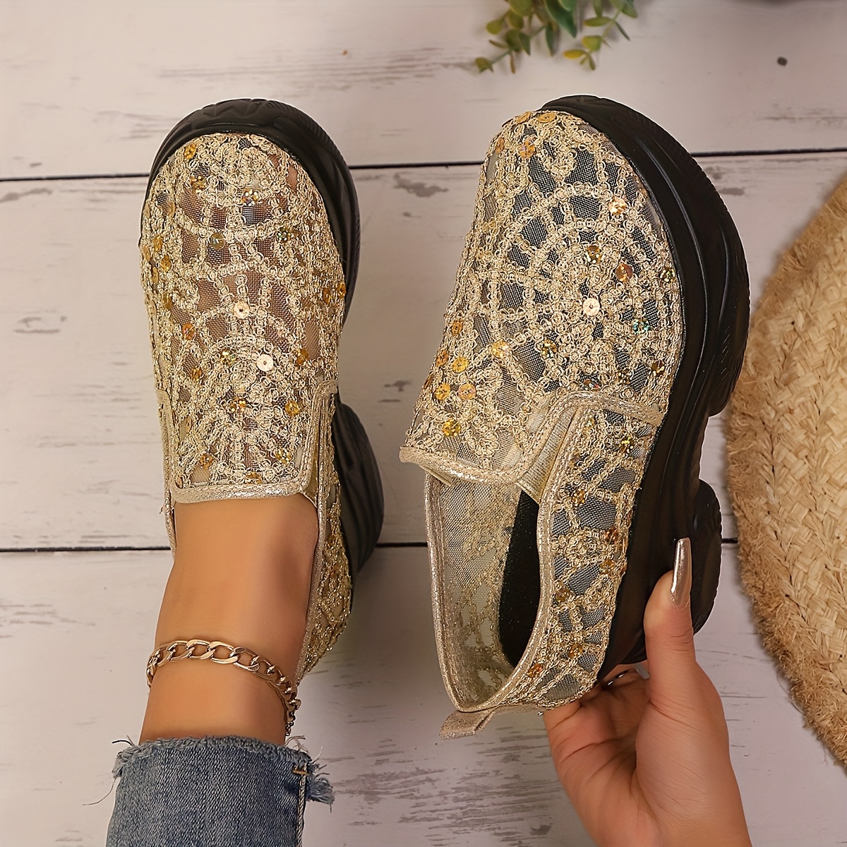 women's casual fashion sneakers comfortable low-top slip-on