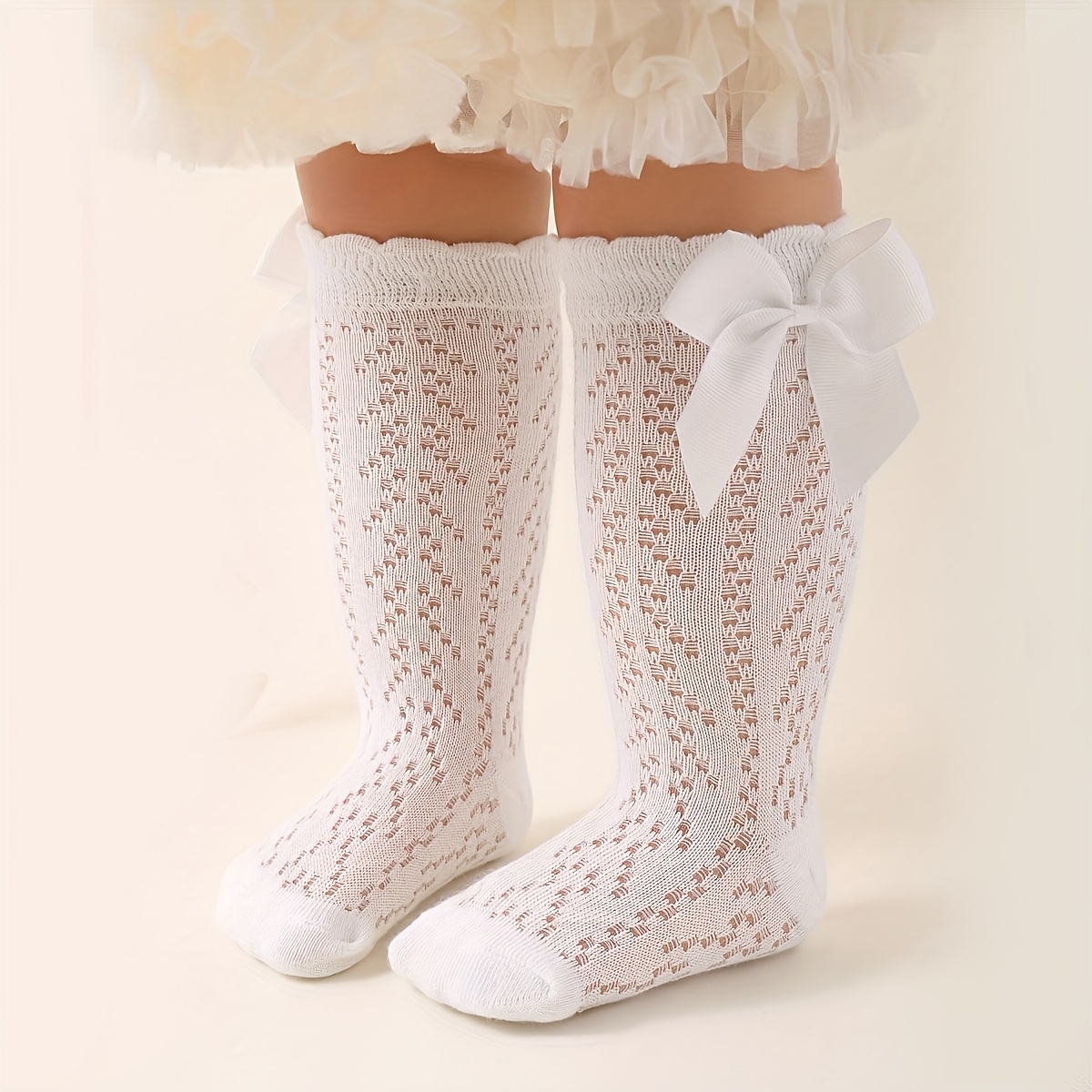 Image of 1 Pair Of Hollowed-out - Mid-calf Socks, Featuring A Style. Are With Lace-hollowed Knitting And Large Buttons. Suitable For Daily Little Girls, Fall And Winter Clothes