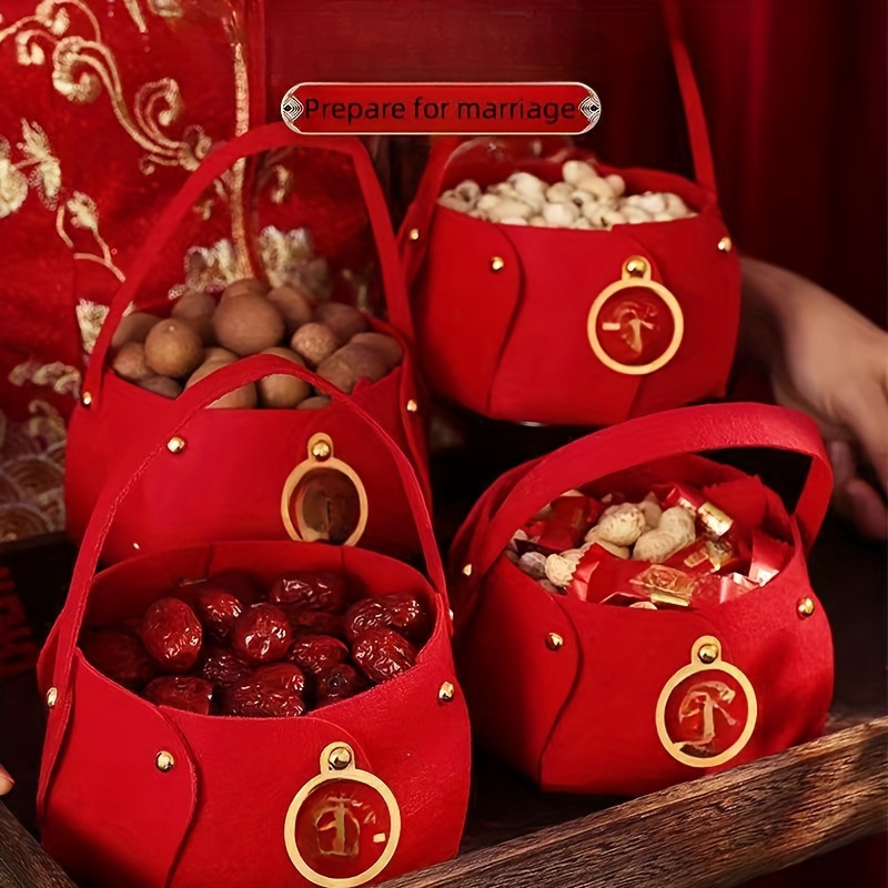 

4 Pcs Wedding Favor Baskets: Romantic Red Baskets With Golden Accents For Wedding Decorations