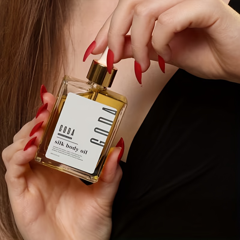Applying Body Oil - Hydrating And Tightening Dry Skin, Glowing | Light, Non-Oily Formula with a Refined Scent | Everyday Skincare Regimen, Airy Texture, Calming Fragrance, Non-Greasy Sensation, Hydrating Post-Bath, Gentle Care for Sensitive Skin