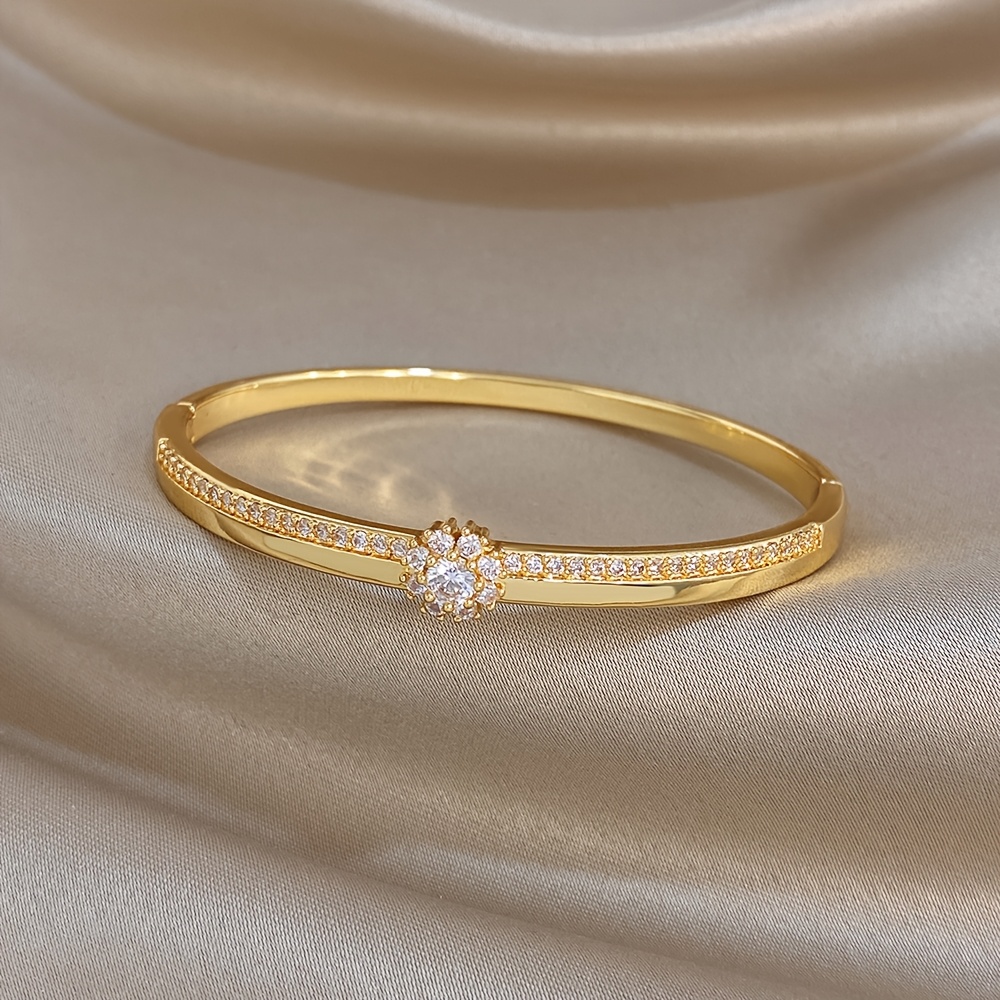 Exquisite Synthetic Zirconia Copper Bracelet for Women