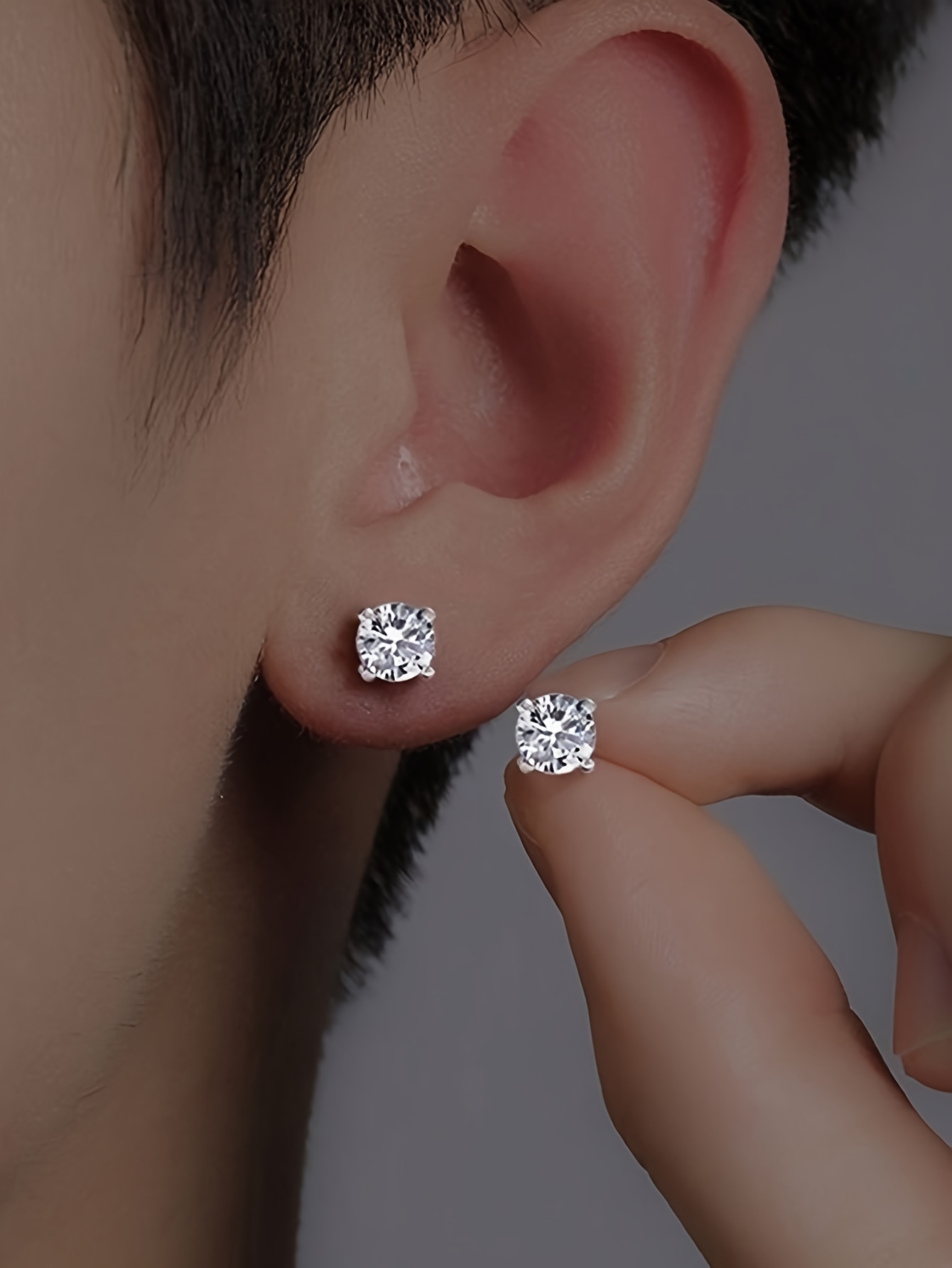 1 pair moissanite stud earrings 1ct 2ct 4ct 6ct   vvs1 clarity   round cut lab moissanite 18k gold plated white golden plated 925 sterling 925 silver earring jewelry gifts for men girls with jewelry box for teenager Product details 1