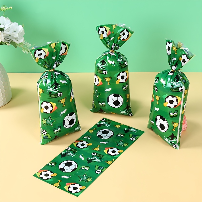 50 Sacchetti Regalo Per Feste Di Calcio – 17x25 Cm – Sacchetti In Plastica Con Manici Ritagliati